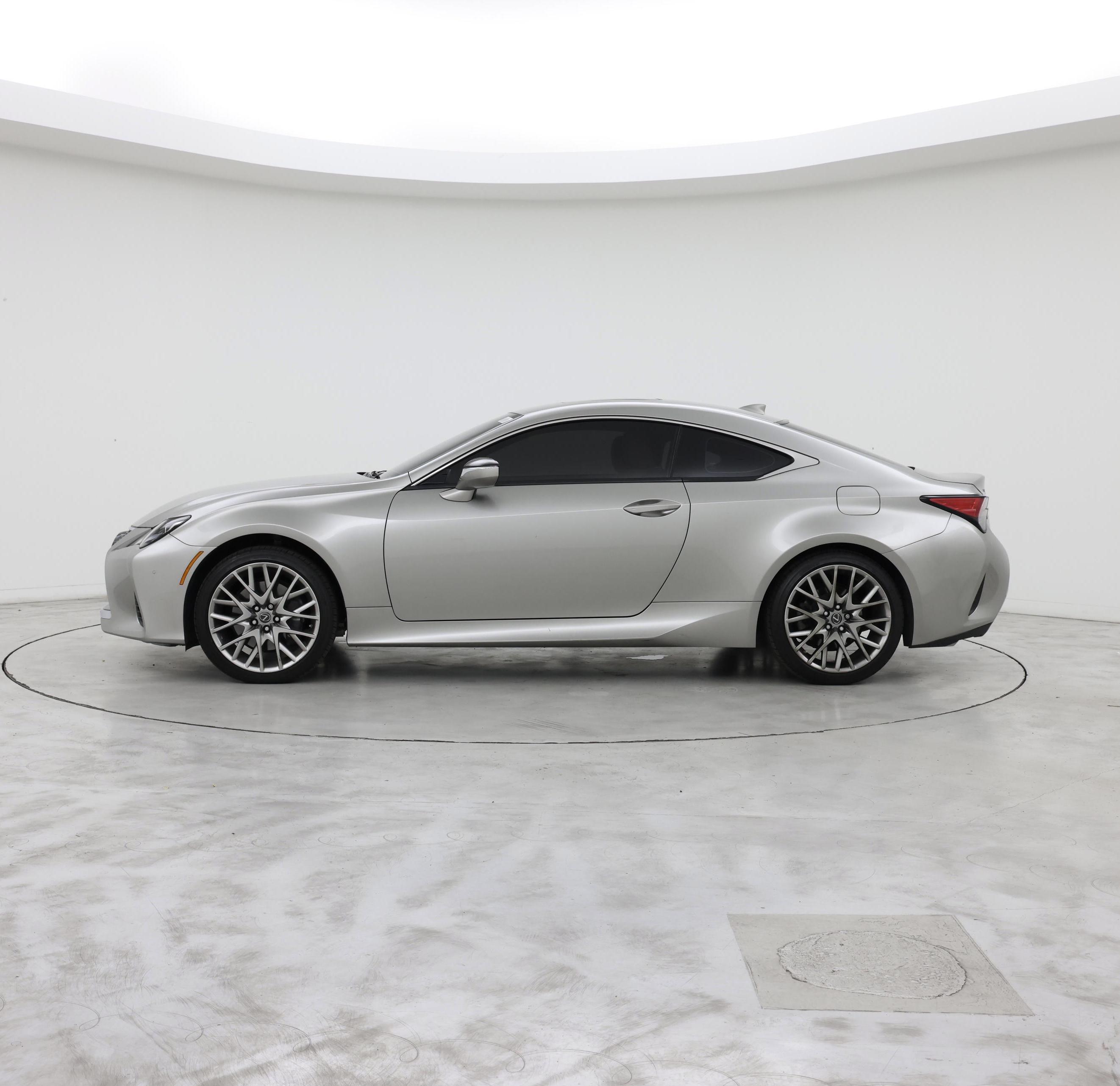 Thumbnail: 2019 Lexus RC - 3