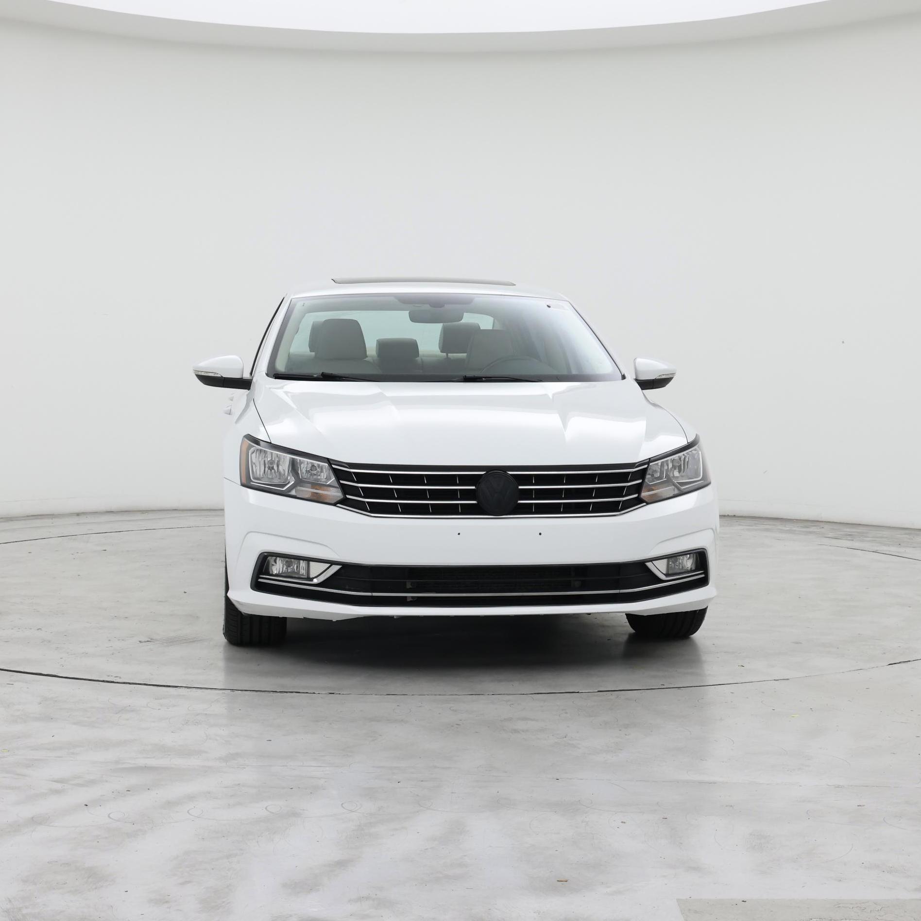 Thumbnail: 2016 Volkswagen Passat - 5