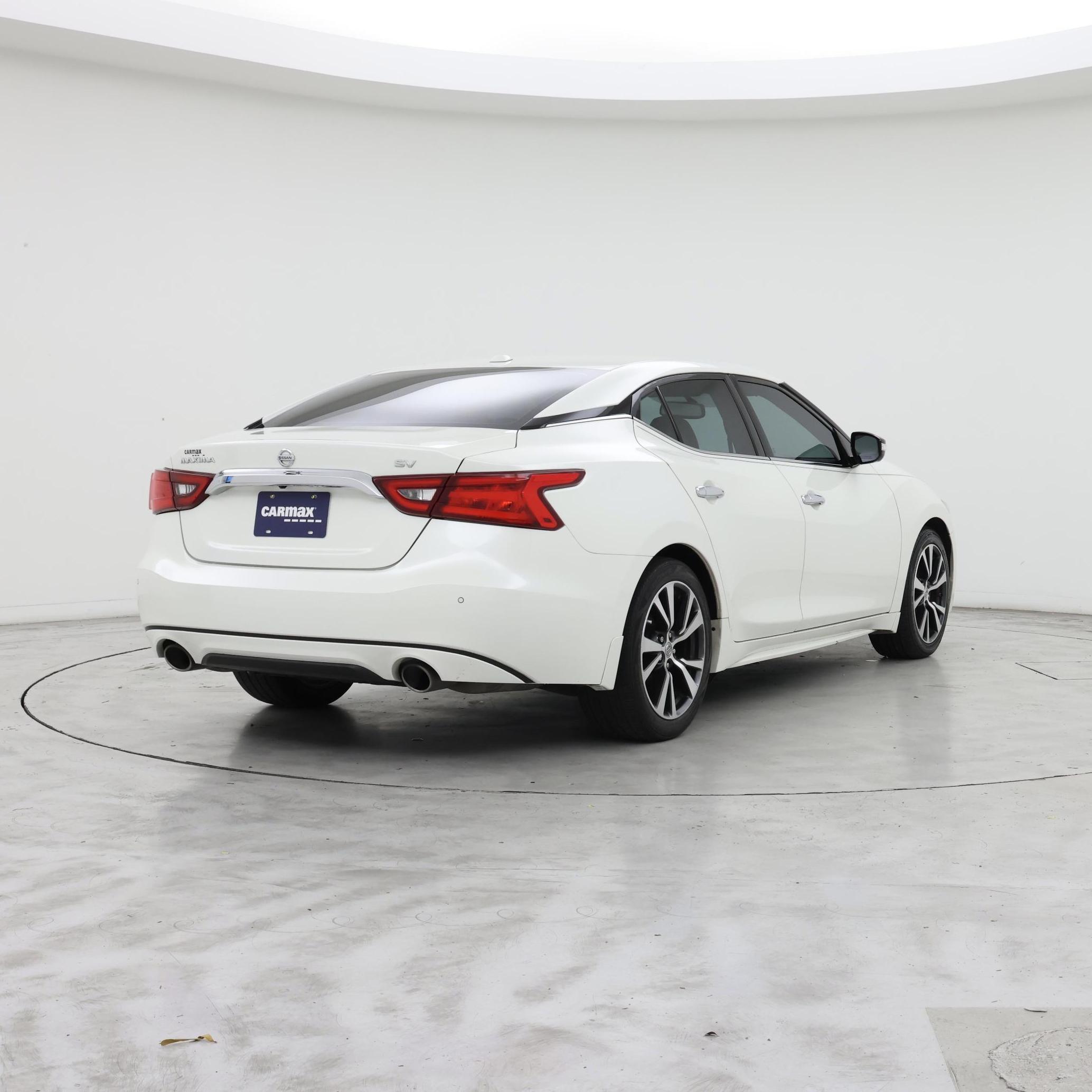 Thumbnail: 2016 Nissan Maxima - 8