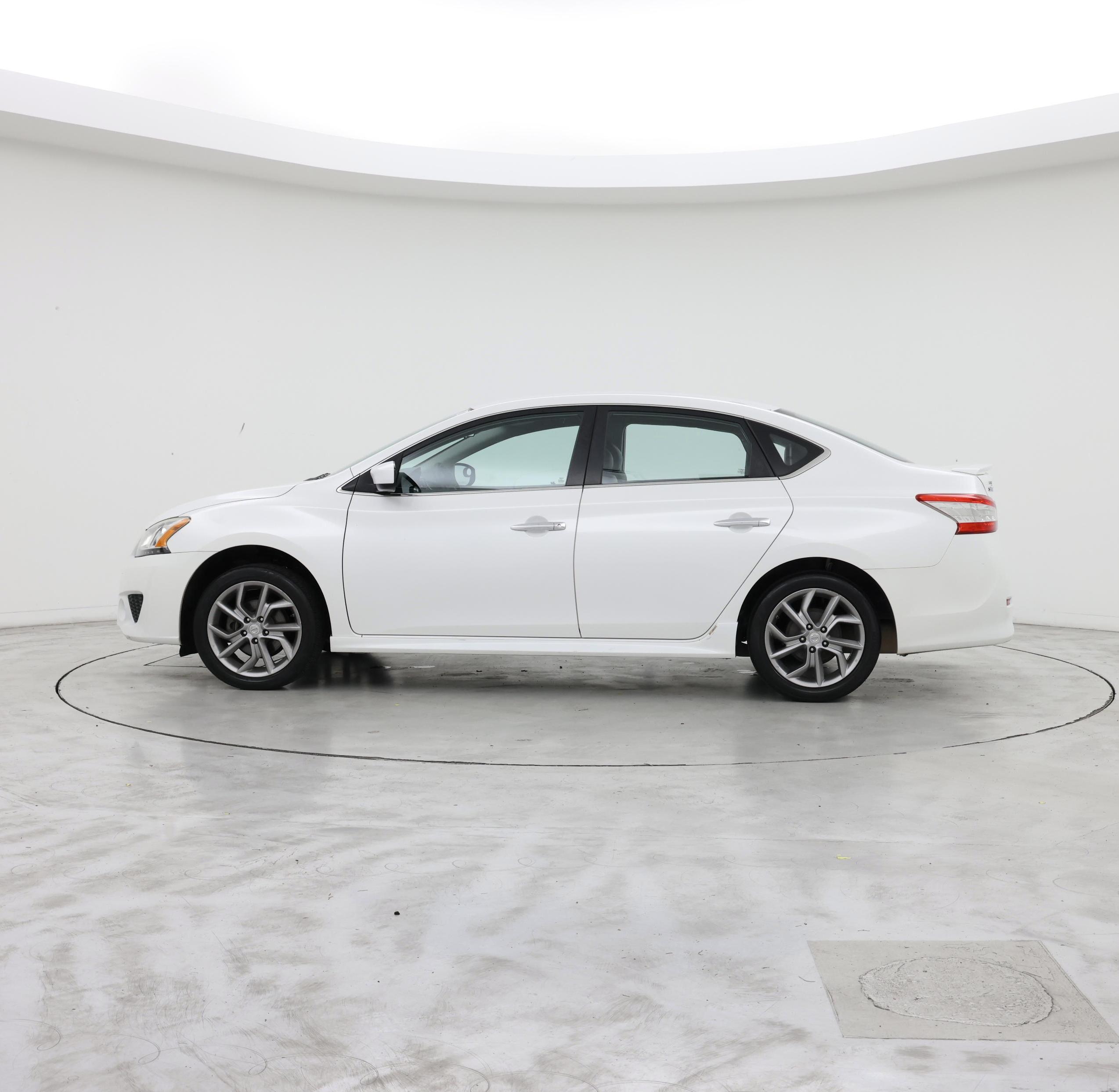 Thumbnail: 2014 Nissan Sentra - 3