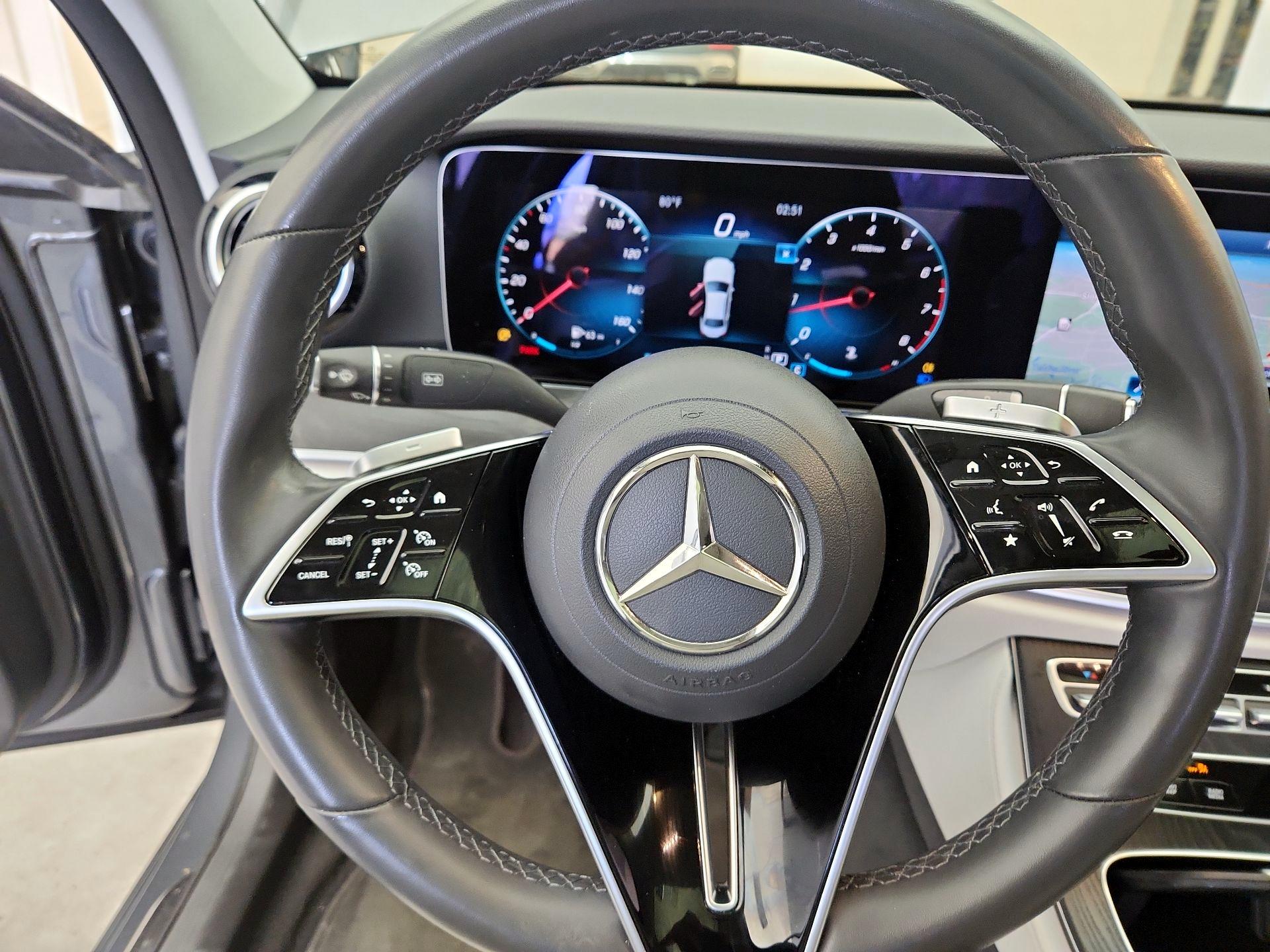 Thumbnail: 2021 Mercedes-Benz E-Class - 10