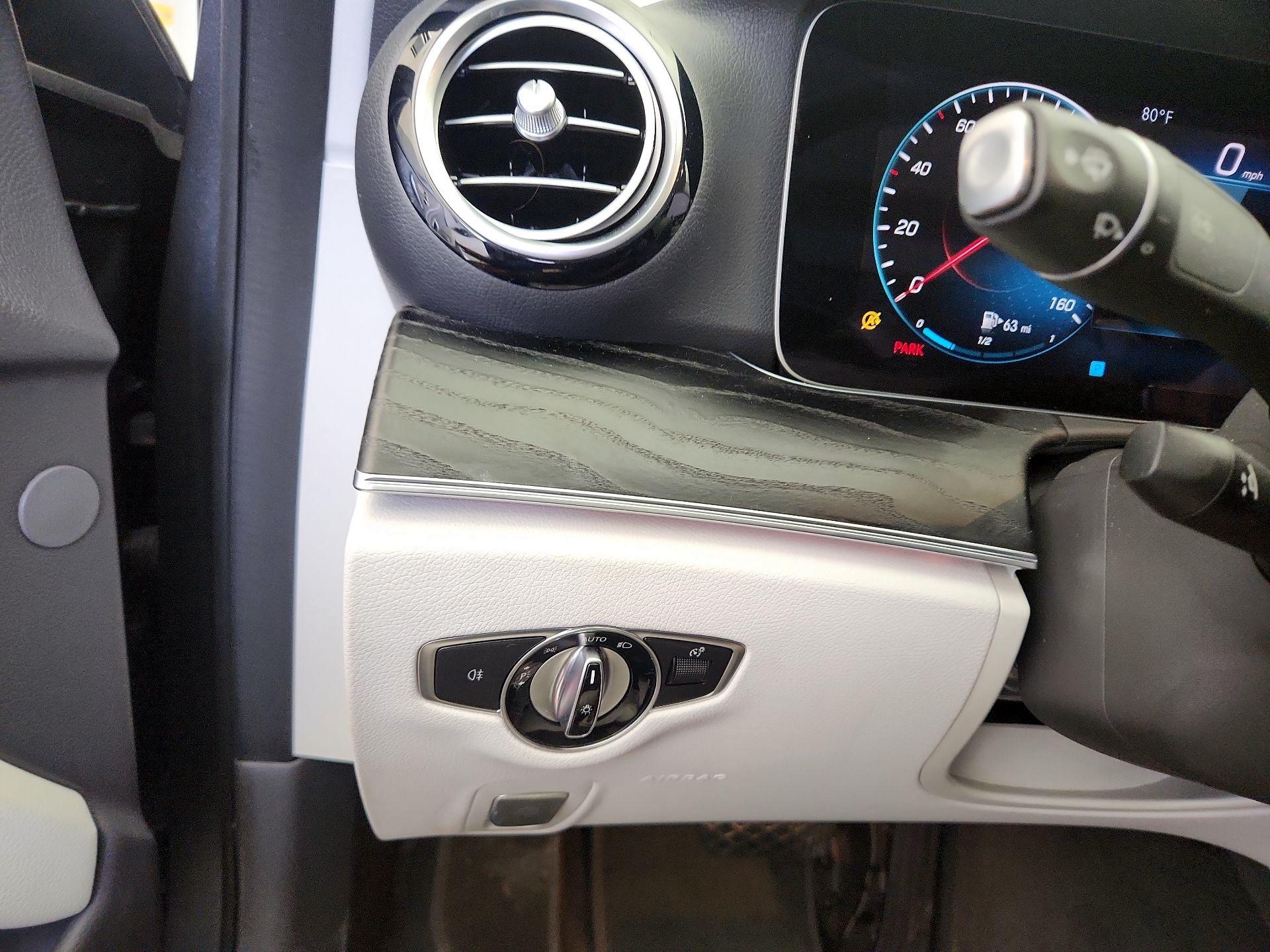 Thumbnail: 2021 Mercedes-Benz E-Class - 13