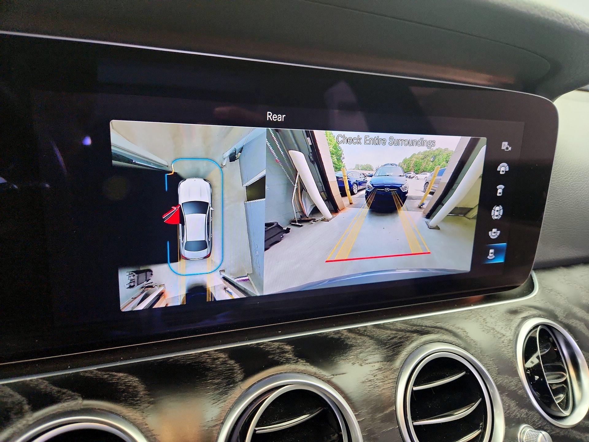 Thumbnail: 2021 Mercedes-Benz E-Class - 15