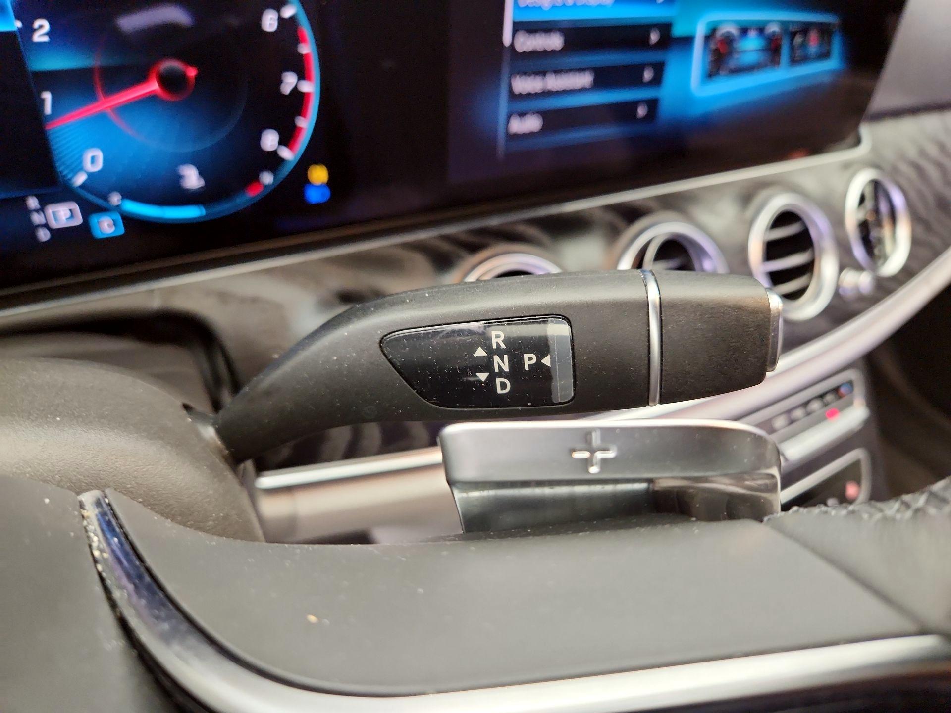 Thumbnail: 2021 Mercedes-Benz E-Class - 18