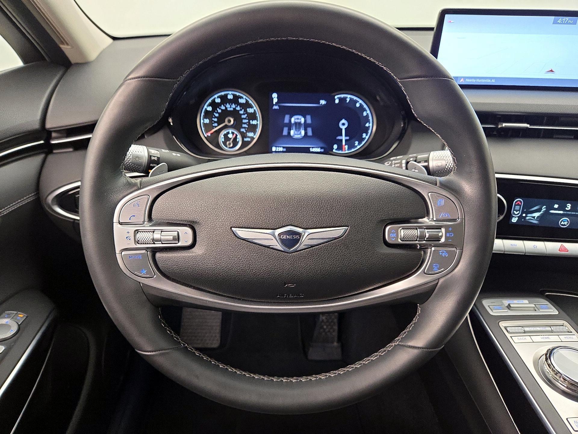Thumbnail: 2022 Genesis GV70 - 10