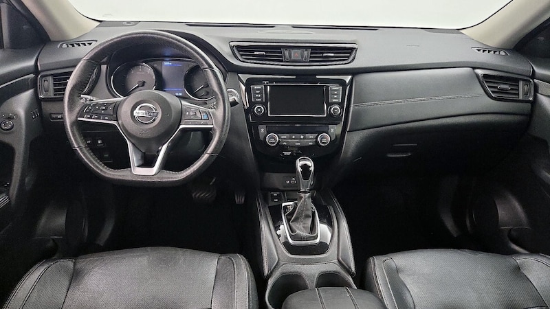 2019 Nissan Rogue SL 9