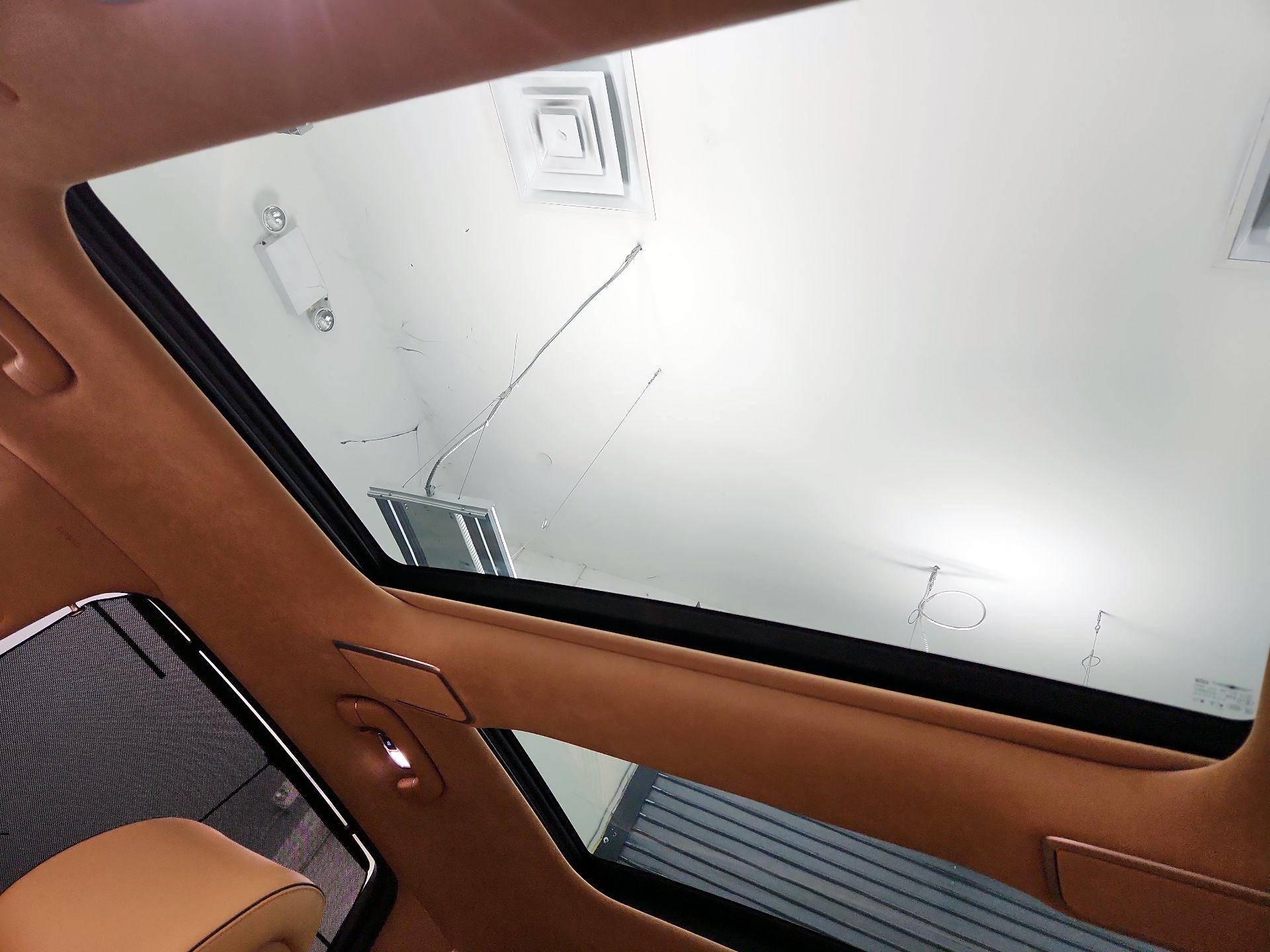 Thumbnail: 2022 Genesis GV80 - 20
