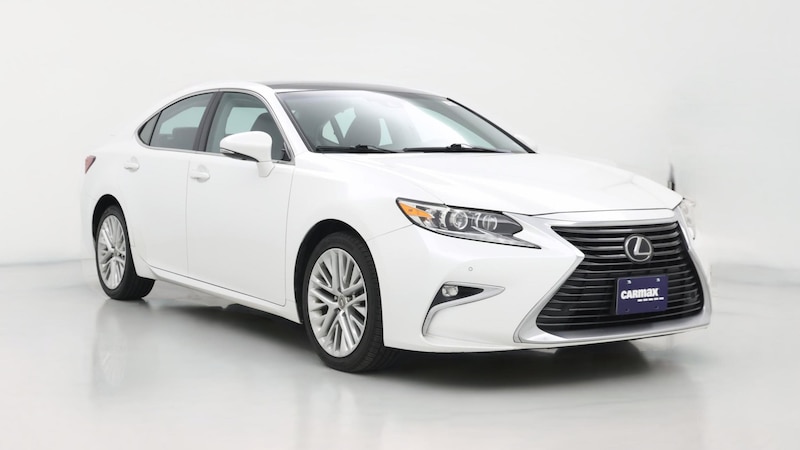2016 Lexus ES 350 Hero Image