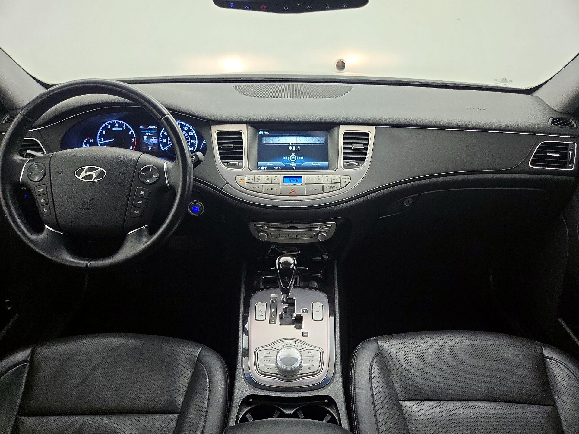 Thumbnail: 2013 Hyundai Genesis - 9