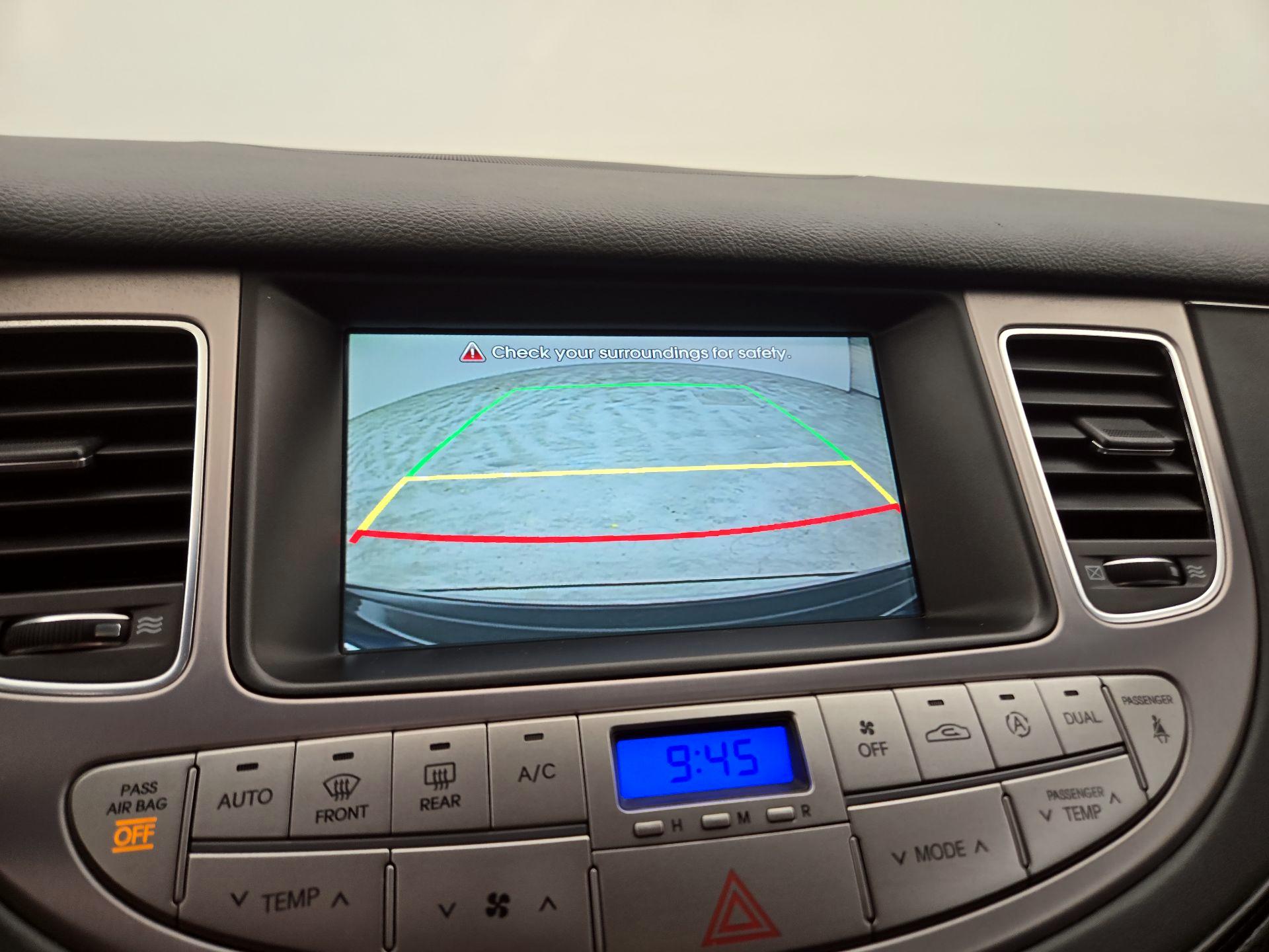 Thumbnail: 2013 Hyundai Genesis - 14
