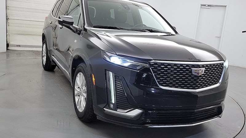 2022 Cadillac XT6 Luxury Hero Image