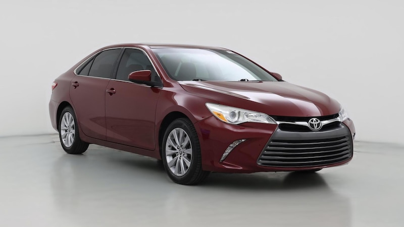 2017 Toyota Camry XLE Hero Image