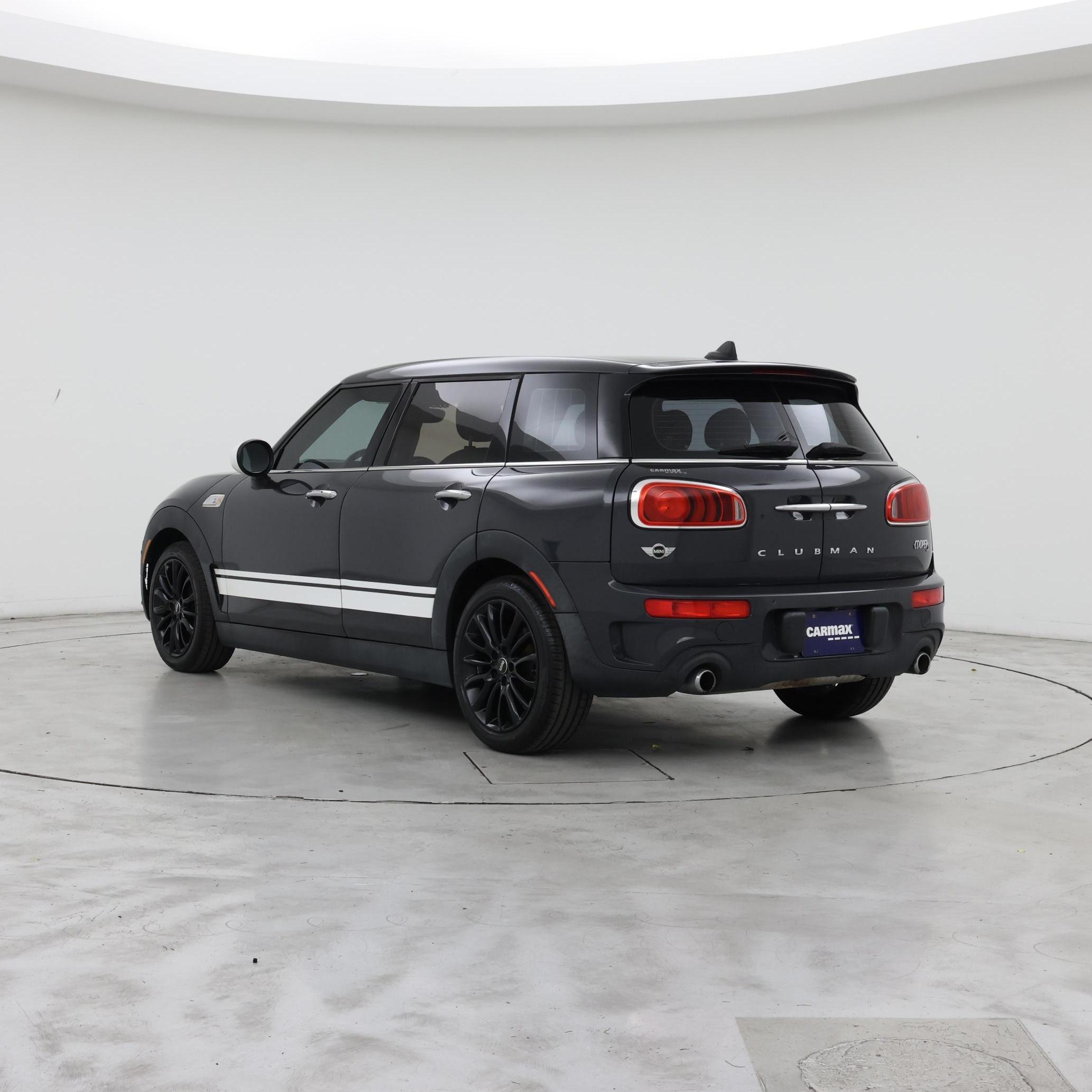 Thumbnail: 2018 MINI Cooper Clubman - 2