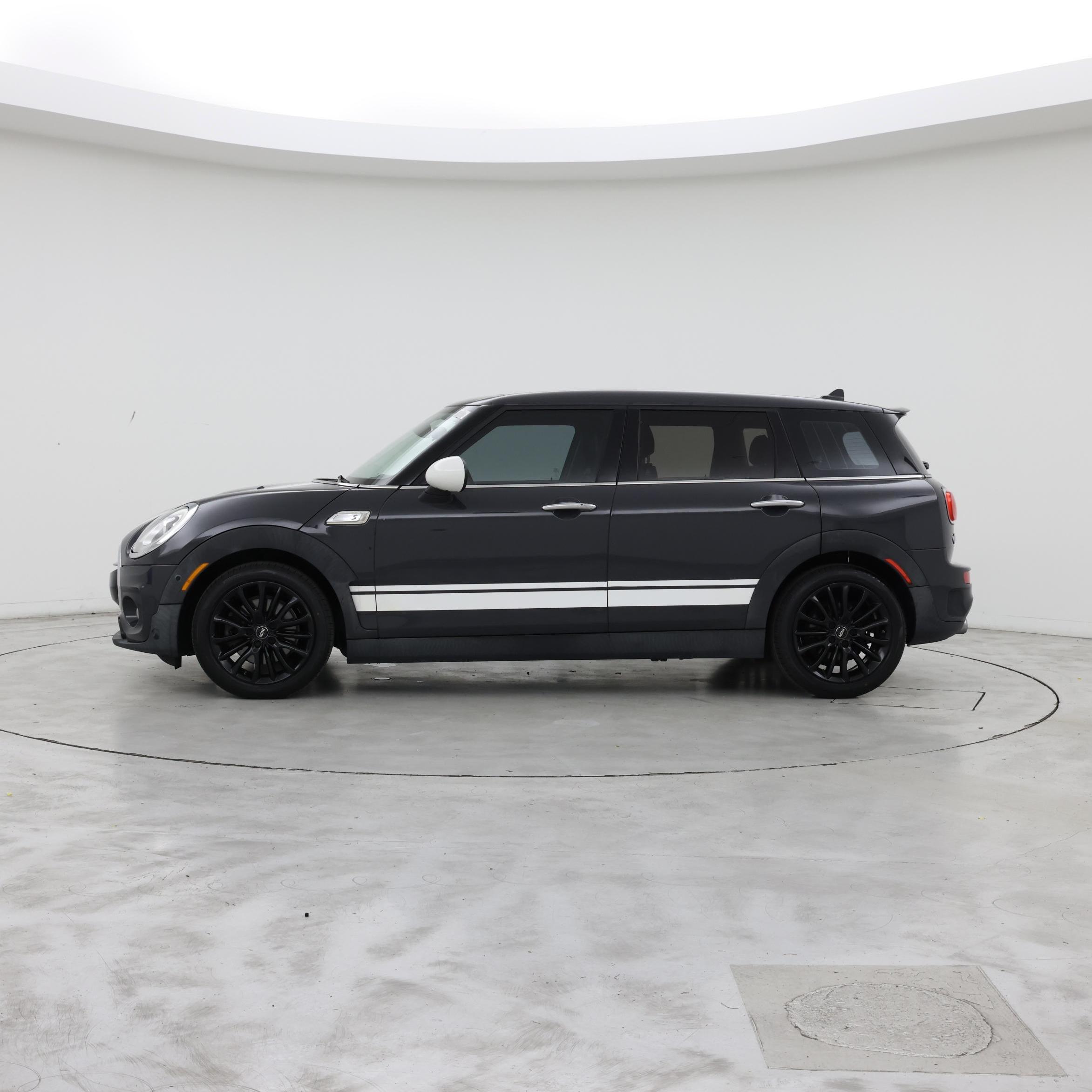 Thumbnail: 2018 MINI Cooper Clubman - 3