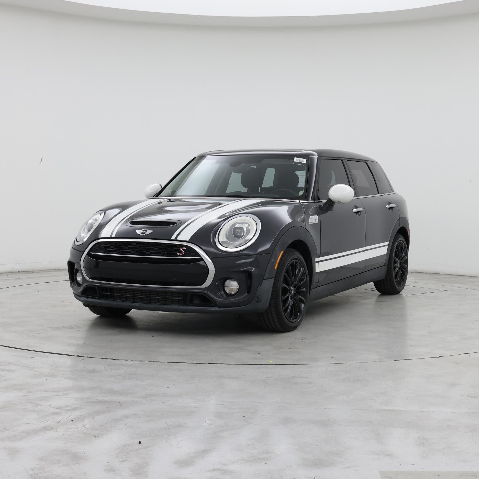 Thumbnail: 2018 MINI Cooper Clubman - 4