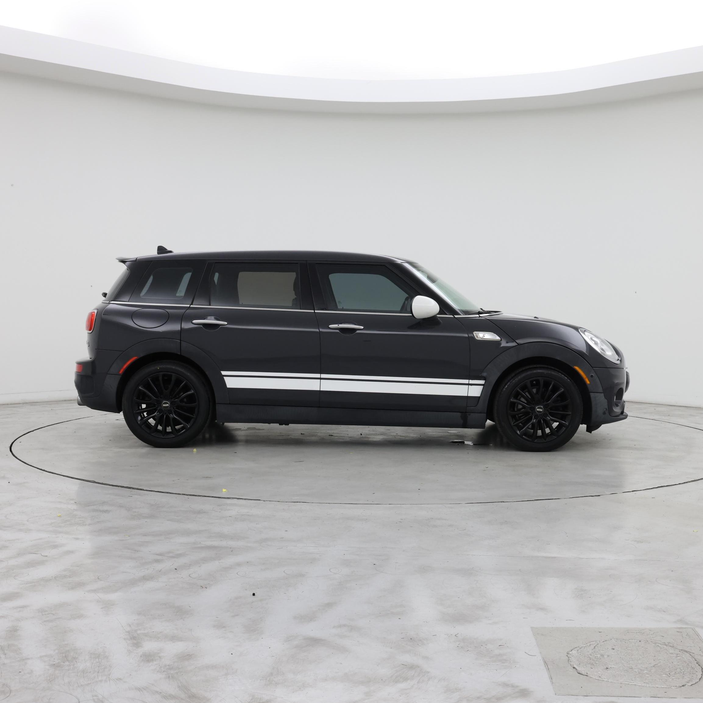 Thumbnail: 2018 MINI Cooper Clubman - 7