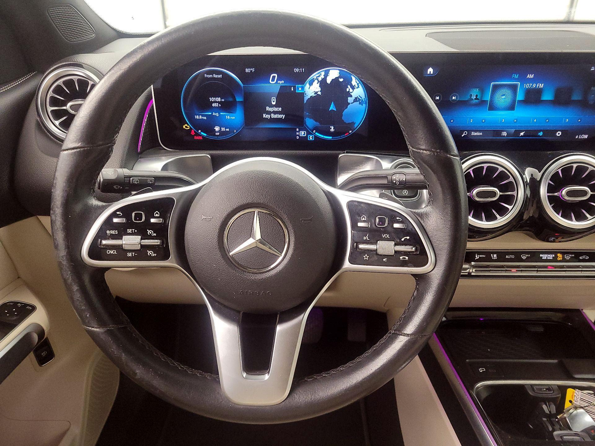 Thumbnail: 2021 Mercedes-Benz GLB - 10