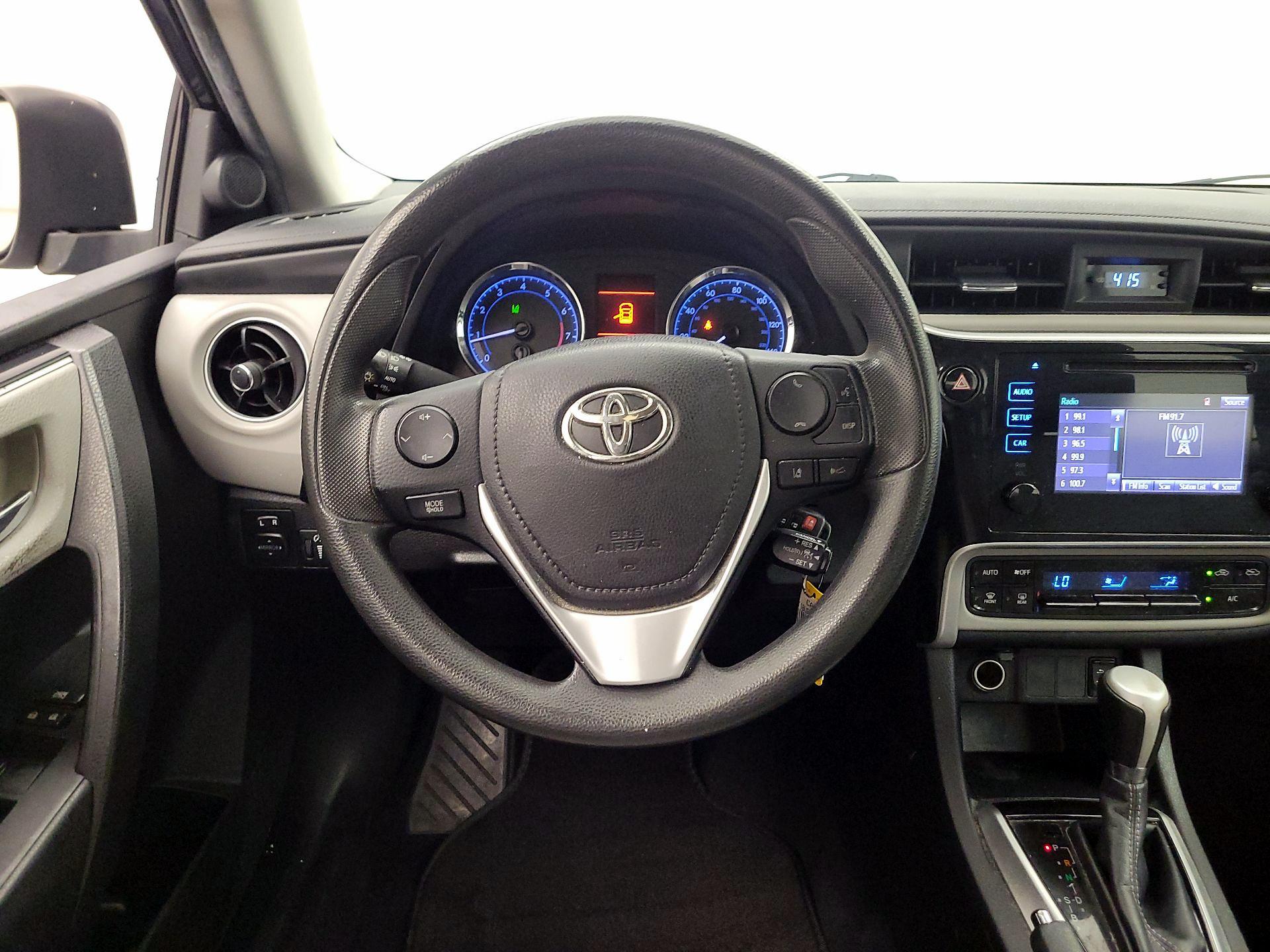 Thumbnail: 2019 Toyota Corolla - 10