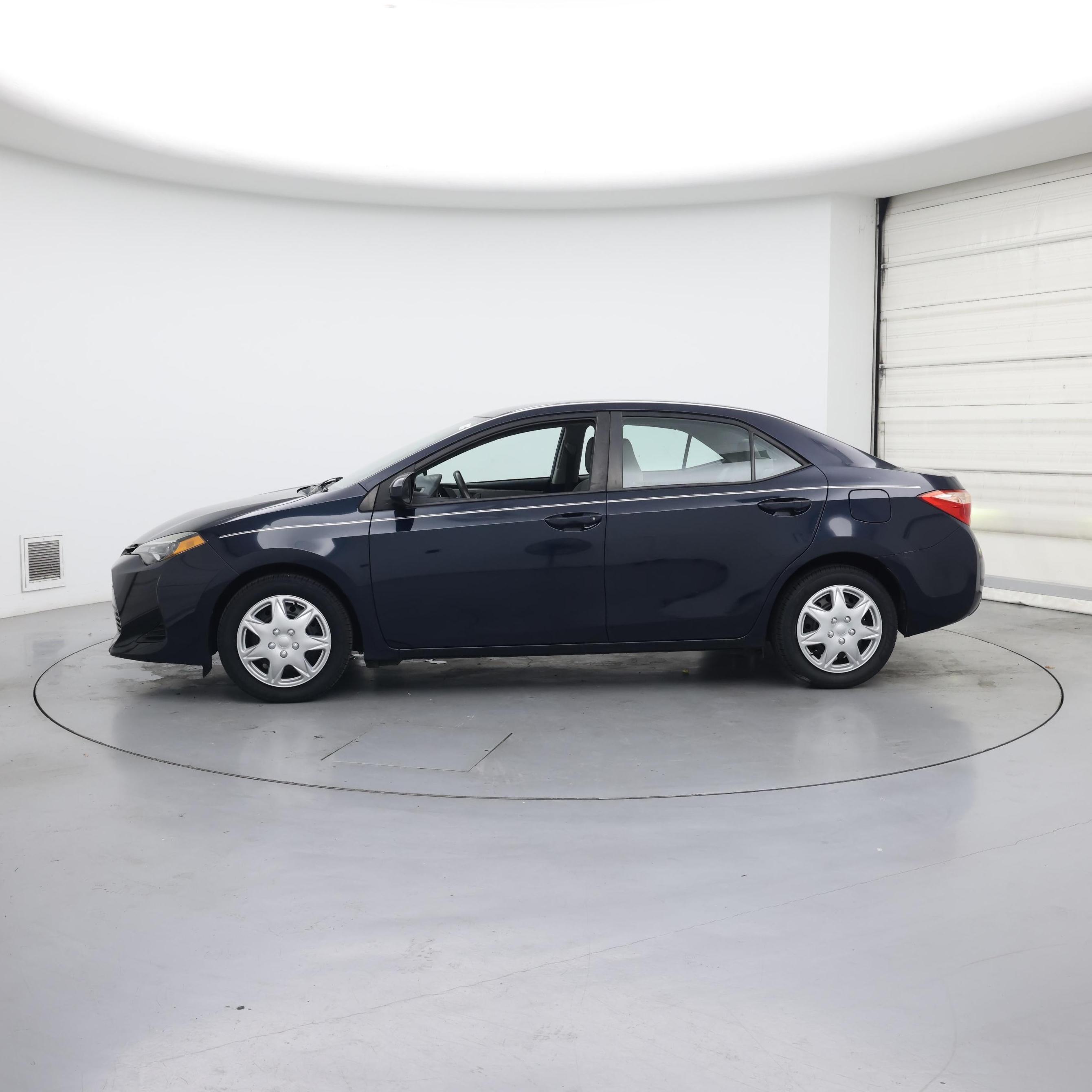 Thumbnail: 2019 Toyota Corolla - 3