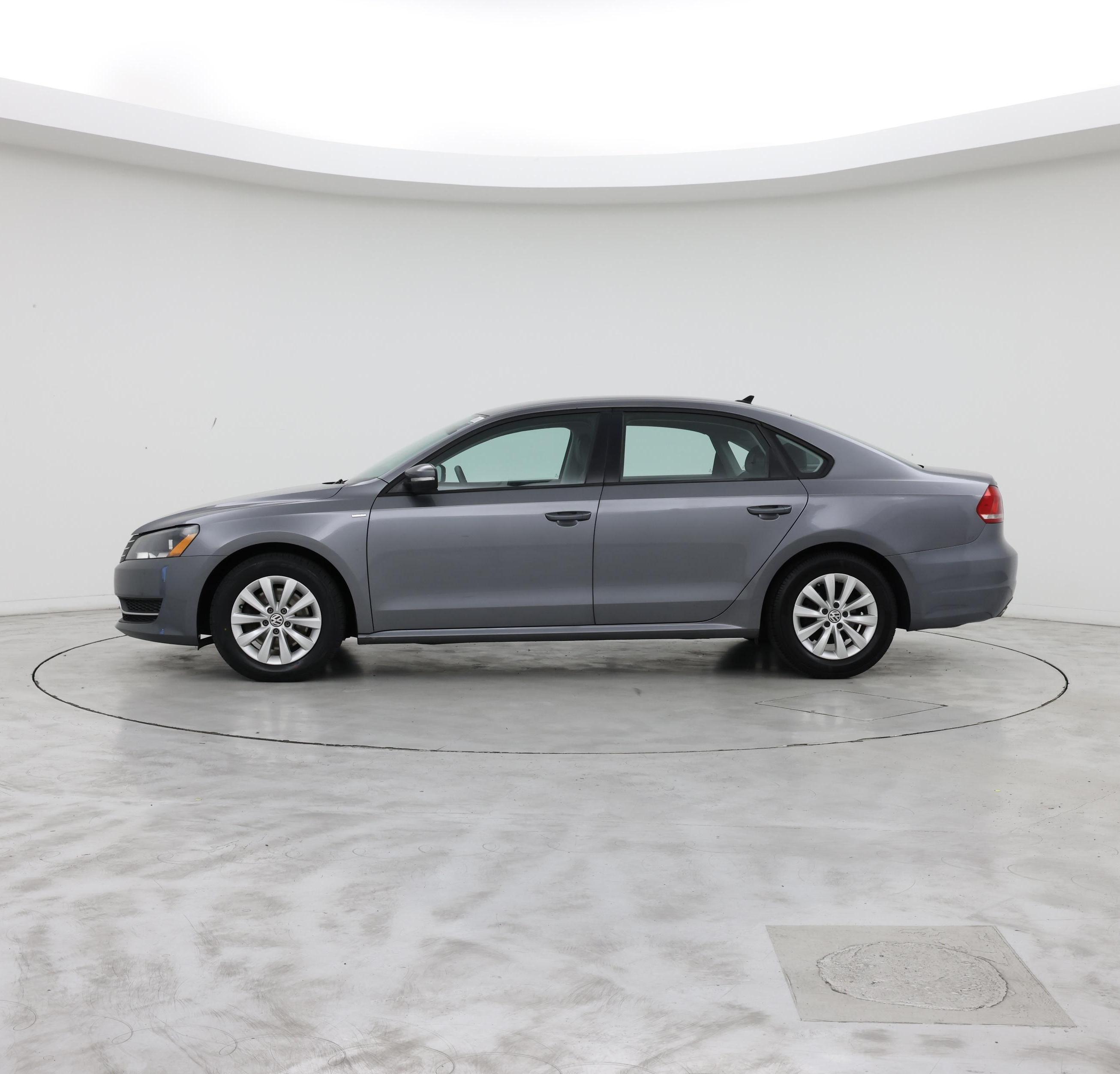 Thumbnail: 2015 Volkswagen Passat - 3