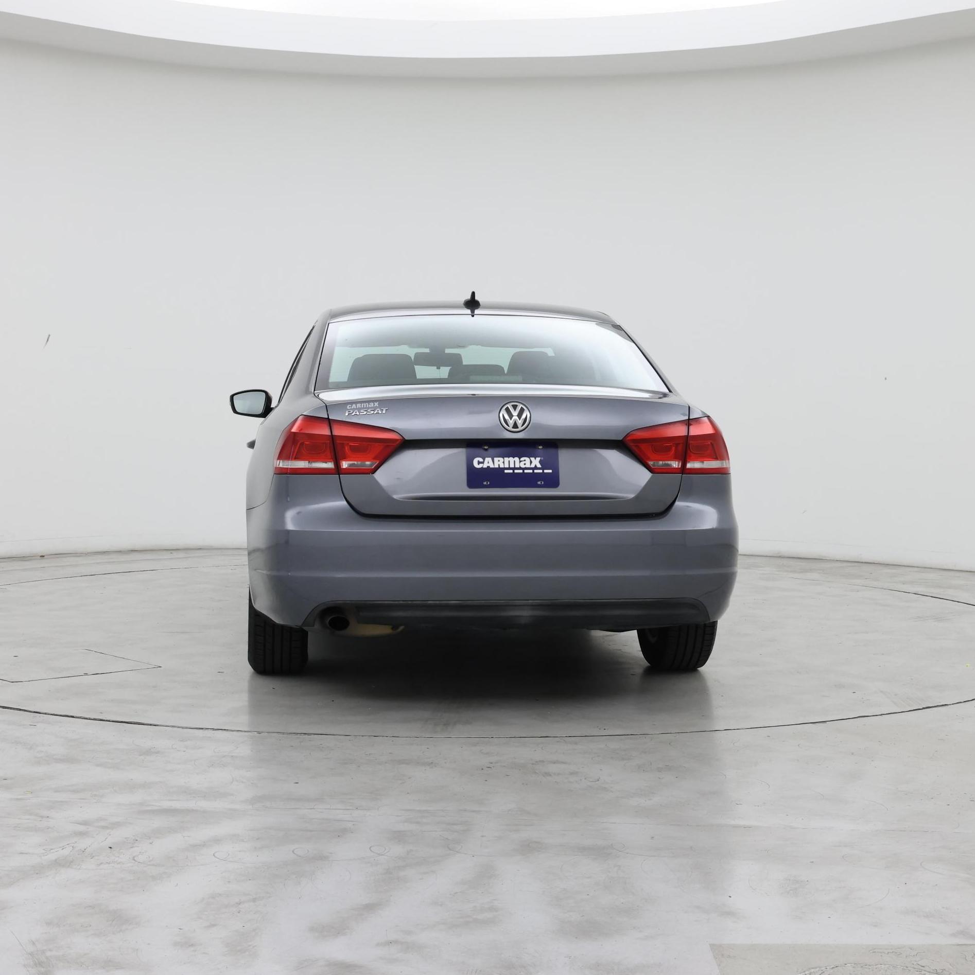 Thumbnail: 2015 Volkswagen Passat - 6