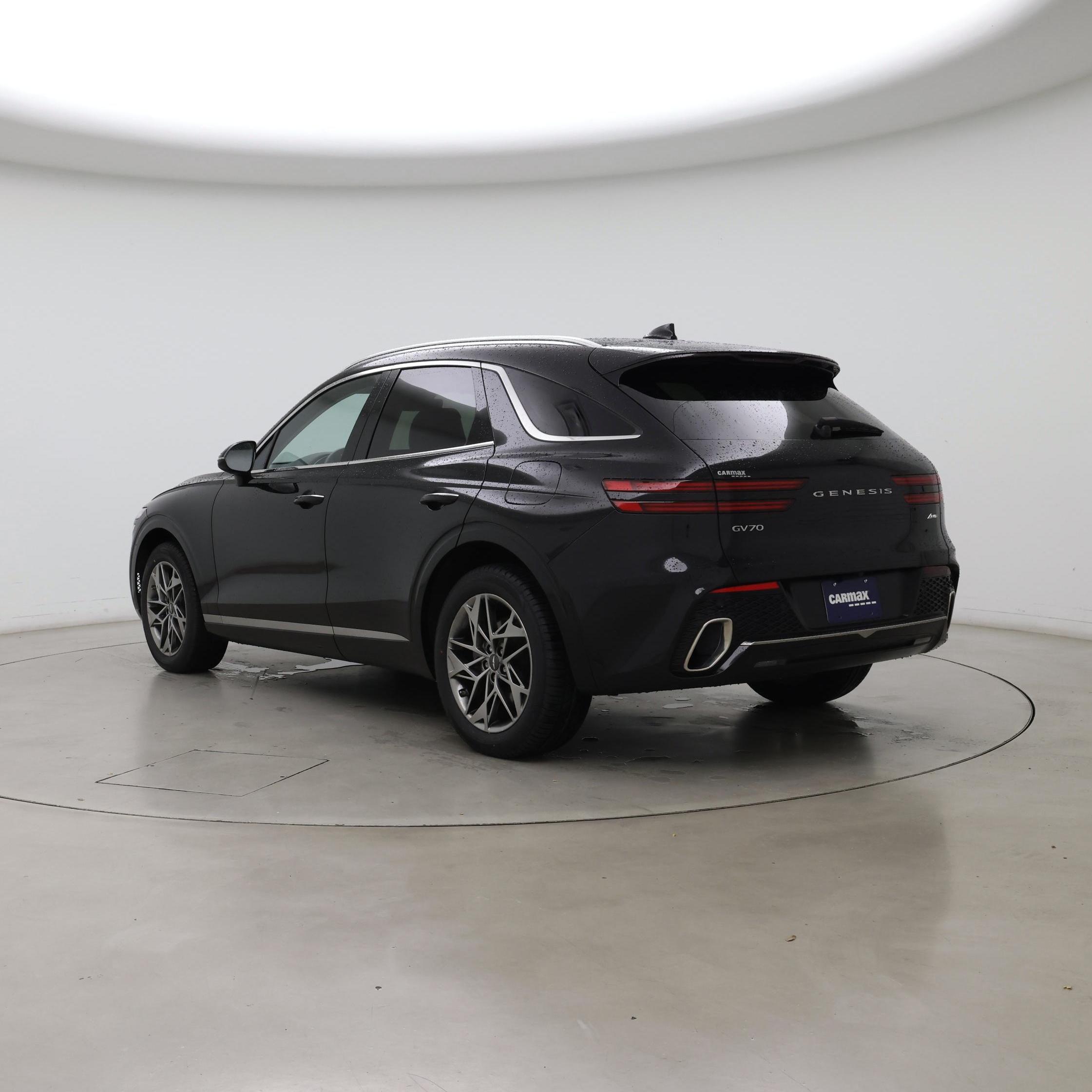 Thumbnail: 2022 Genesis GV70 - 2