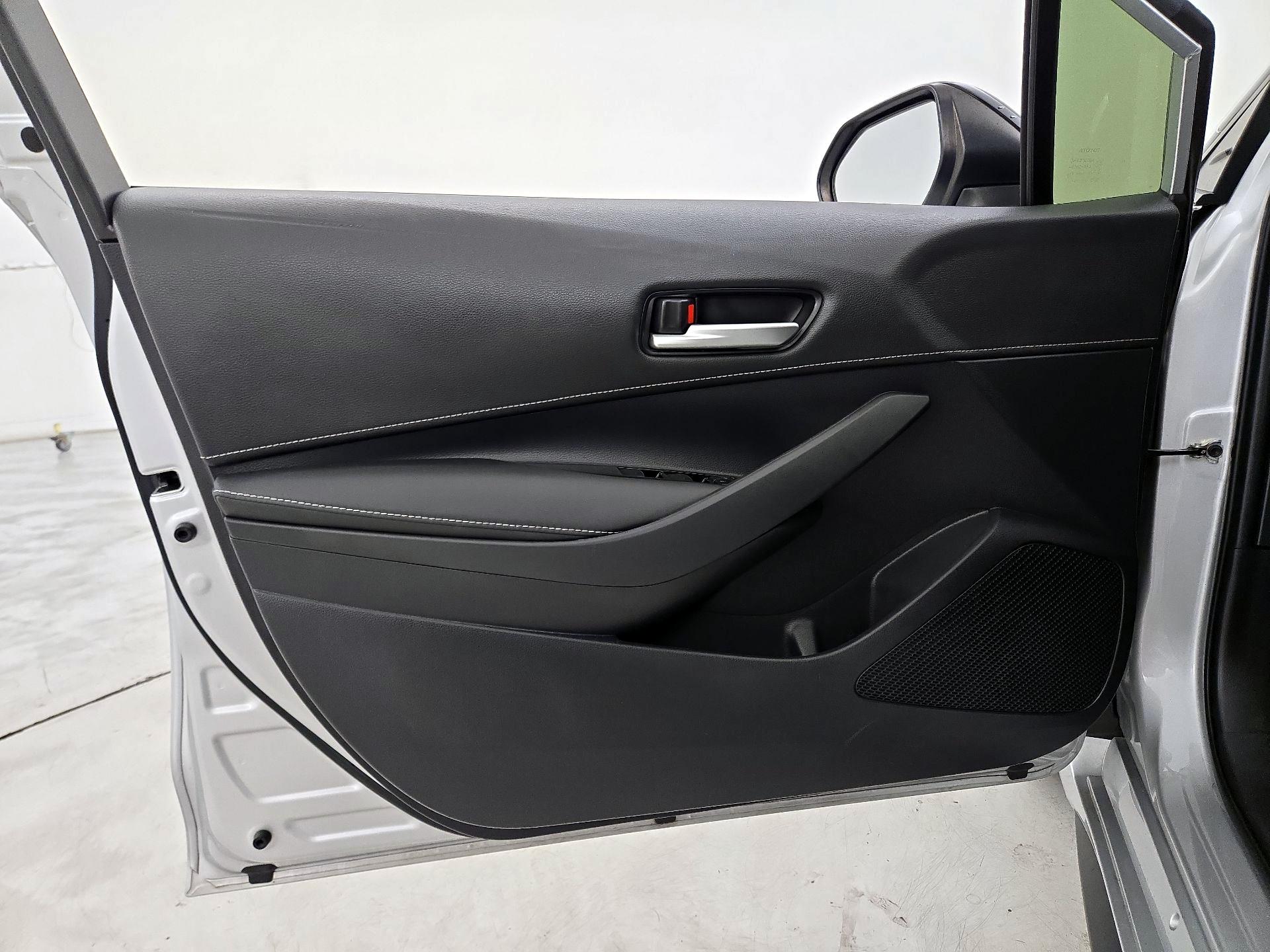 Thumbnail: 2021 Toyota Corolla - 12