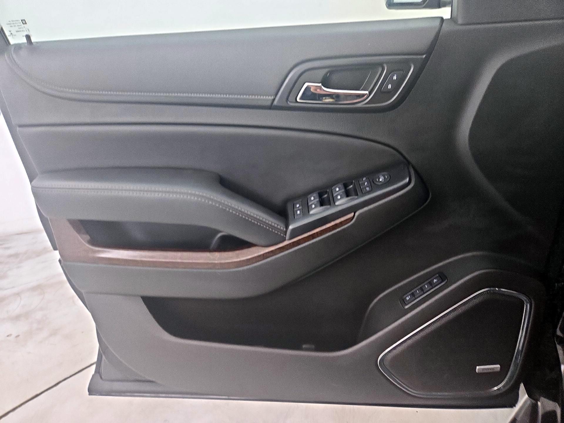 Thumbnail: 2017 GMC Yukon - 12