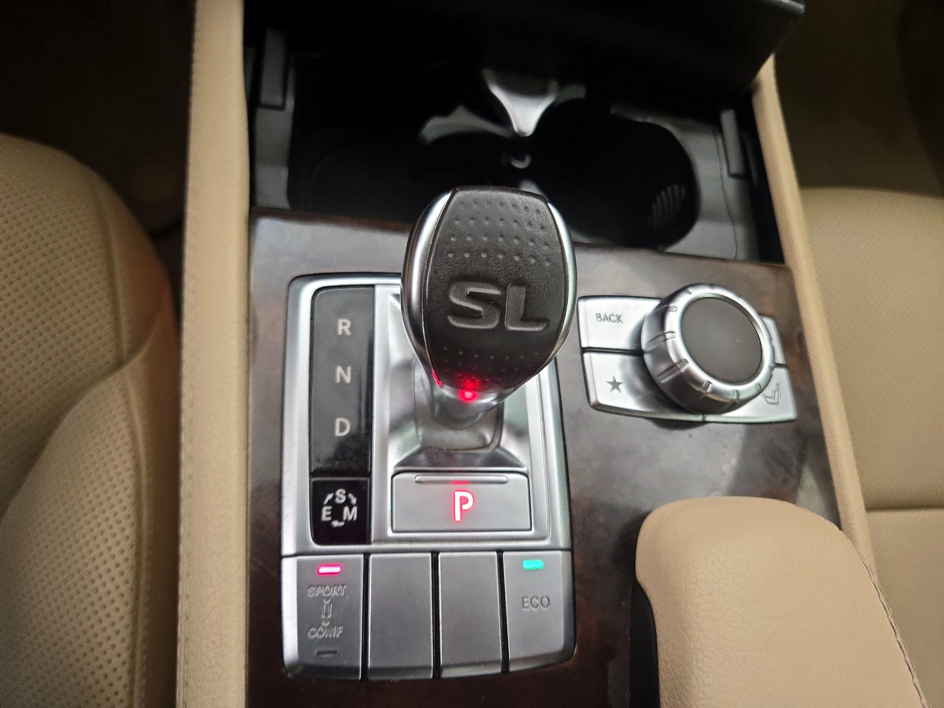 Thumbnail: 2014 Mercedes-Benz SL-Class - 18