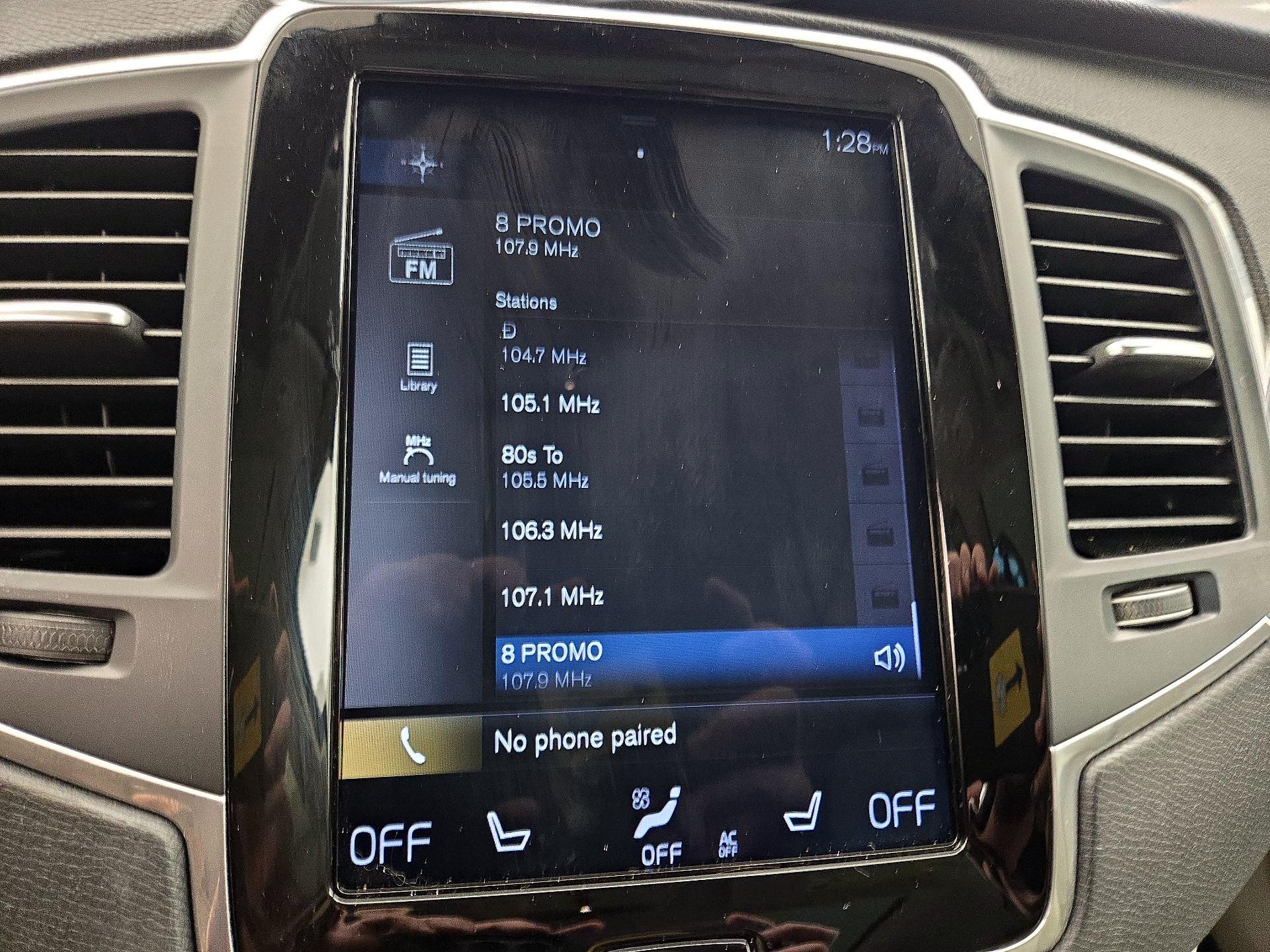 Thumbnail: 2019 Volvo XC90 - 16