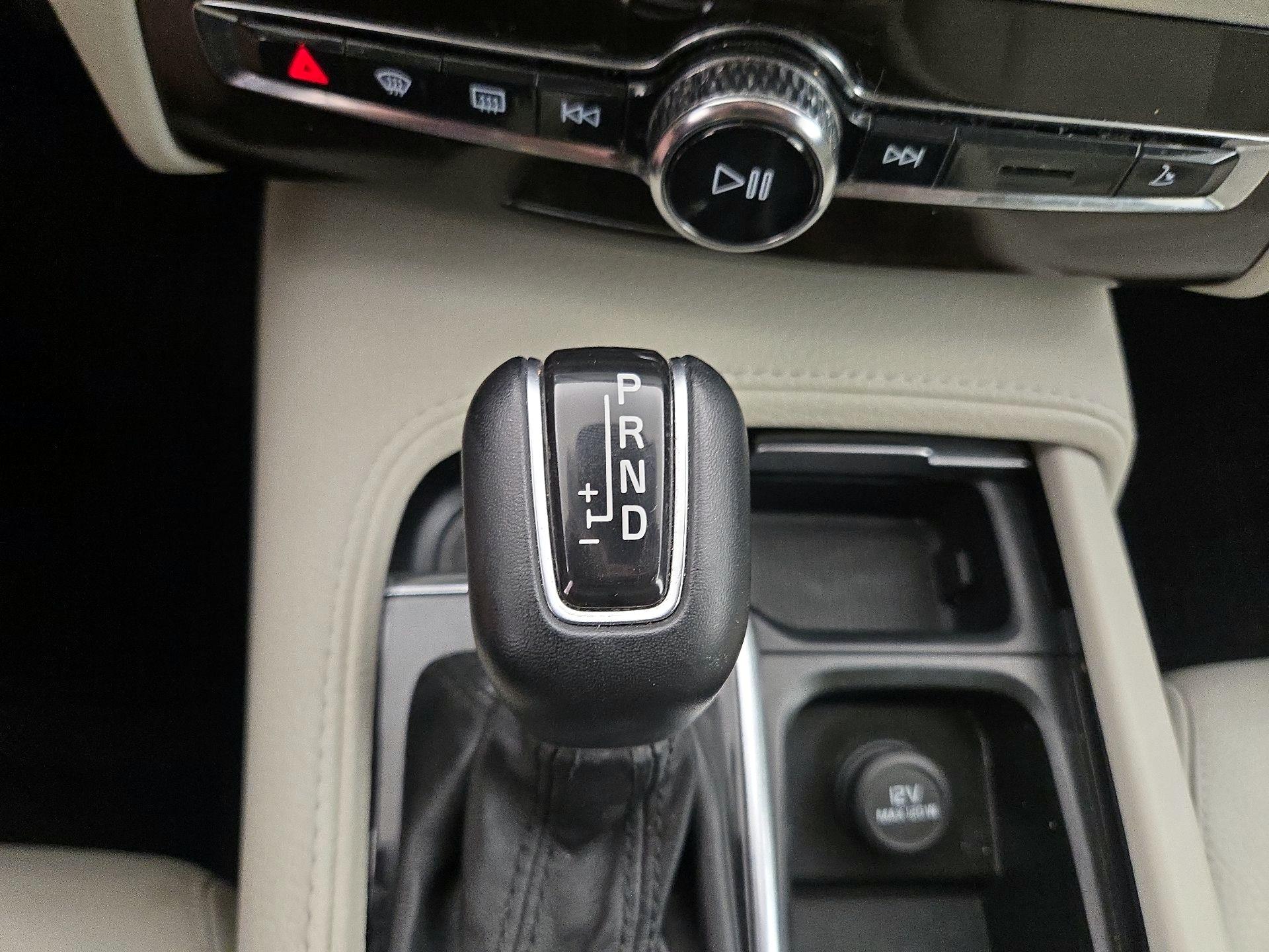 Thumbnail: 2019 Volvo XC90 - 18