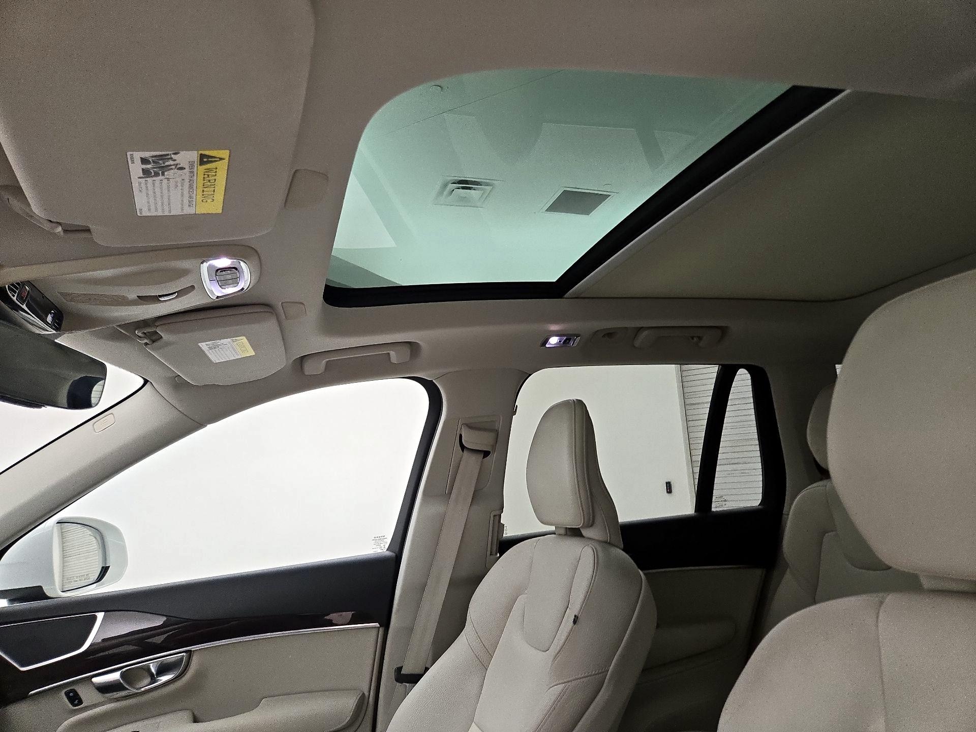Thumbnail: 2019 Volvo XC90 - 20