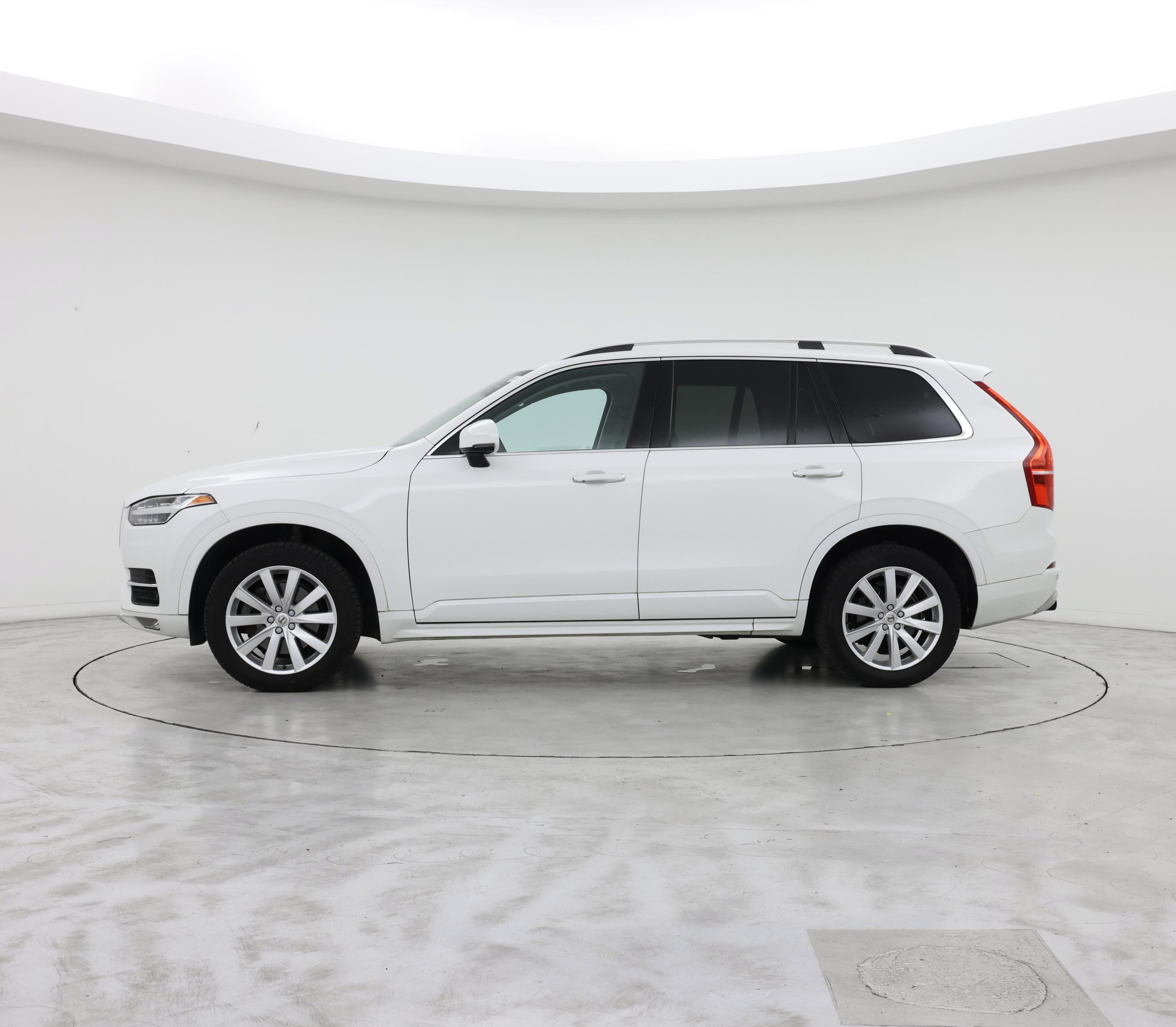 Thumbnail: 2019 Volvo XC90 - 3