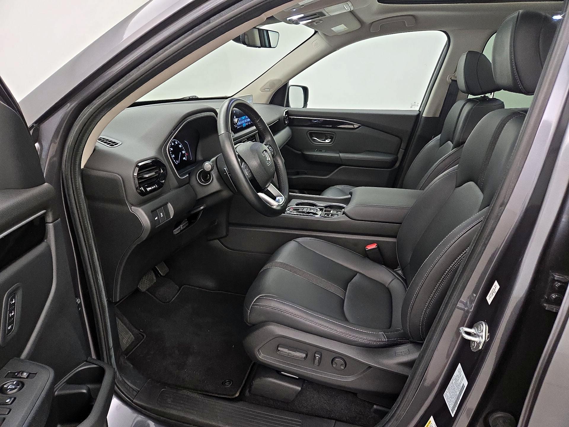 Thumbnail: 2023 Honda Pilot - 11