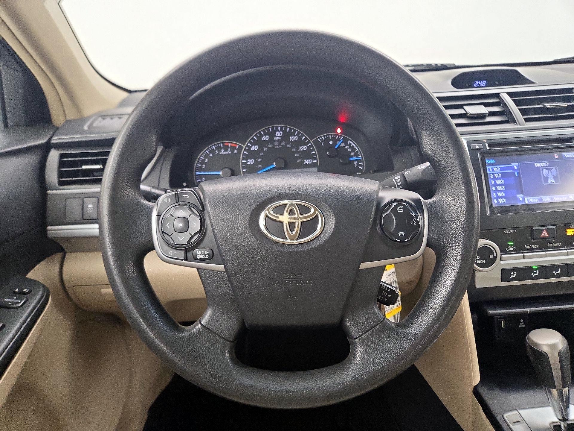 Thumbnail: 2014 Toyota Camry - 10
