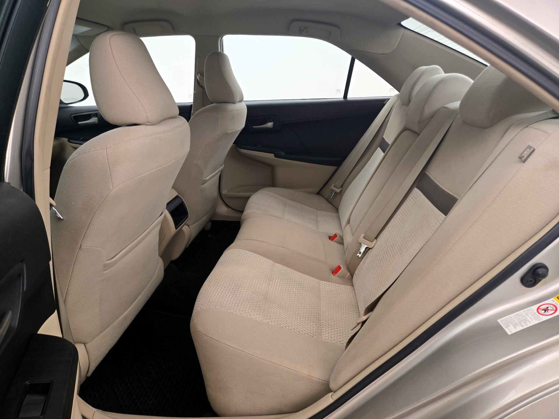 Thumbnail: 2014 Toyota Camry - 19