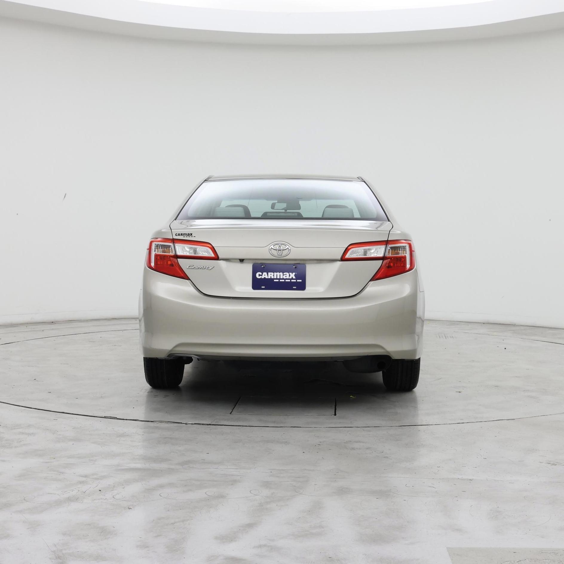 Thumbnail: 2014 Toyota Camry - 6