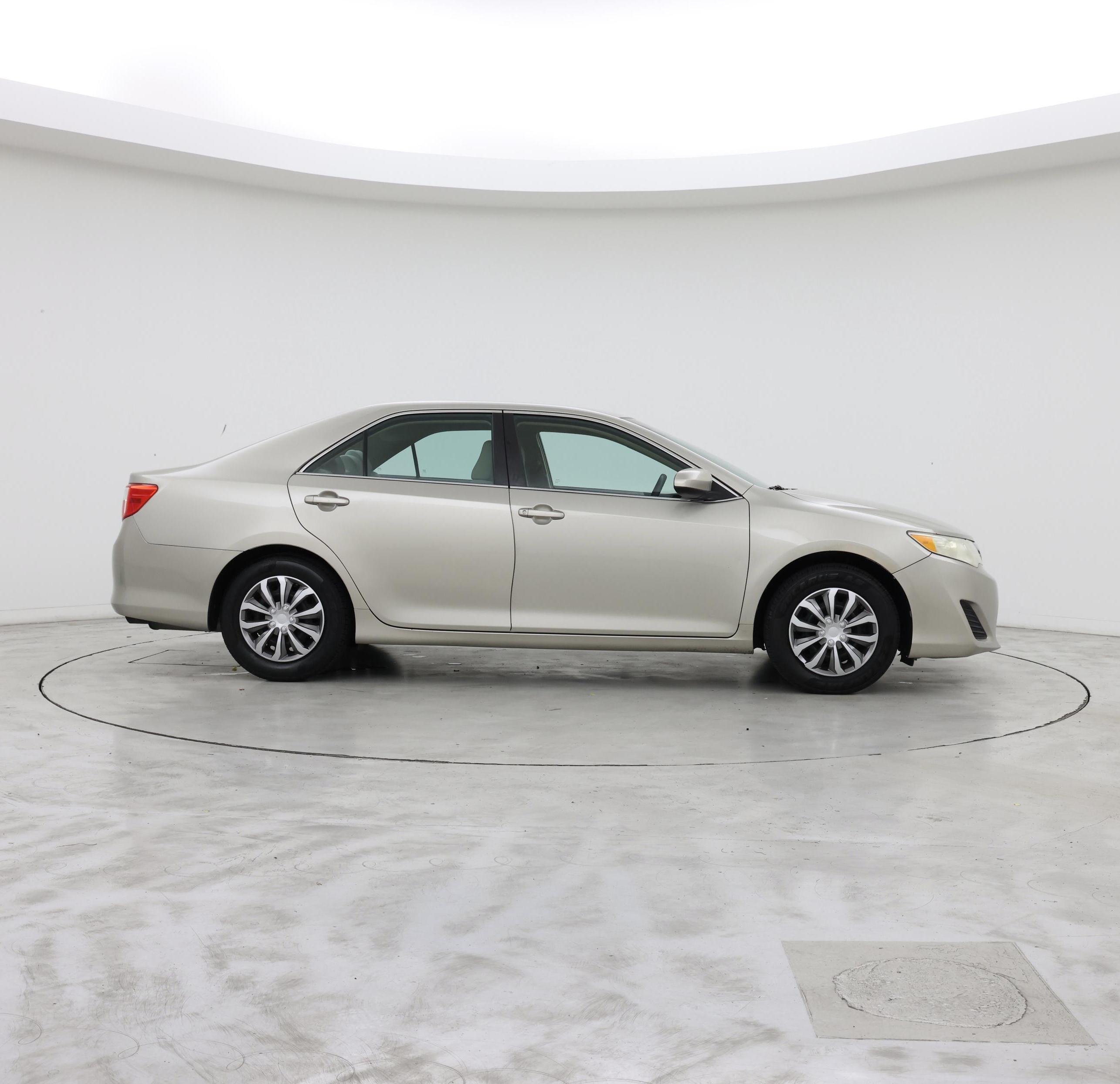 Thumbnail: 2014 Toyota Camry - 7