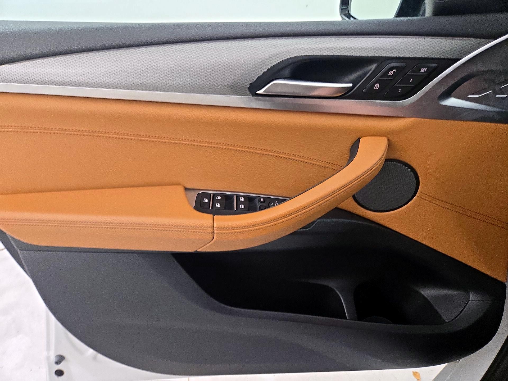 Thumbnail: 2019 BMW X4 - 12