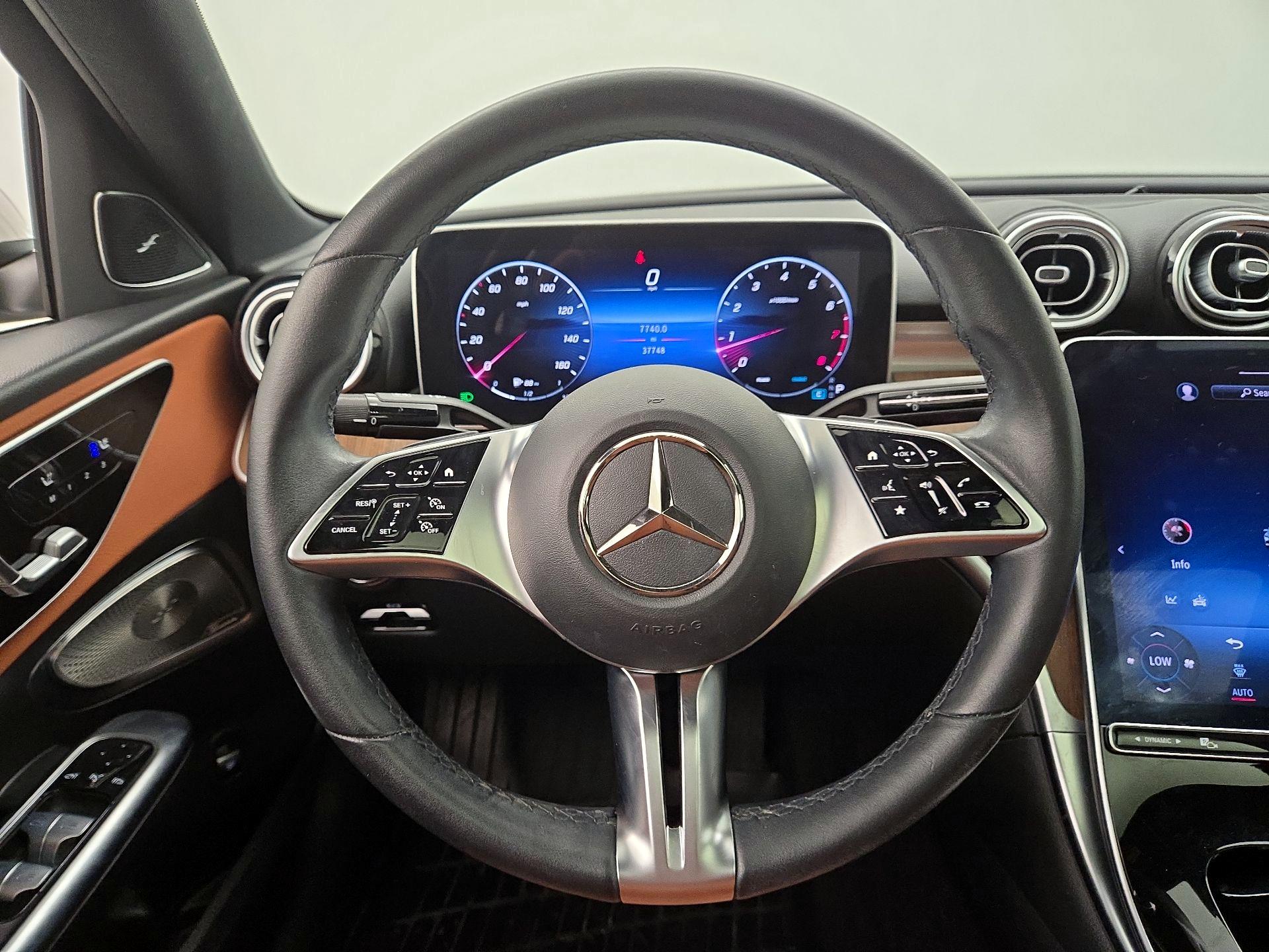 Thumbnail: 2022 Mercedes-Benz C-Class - 10