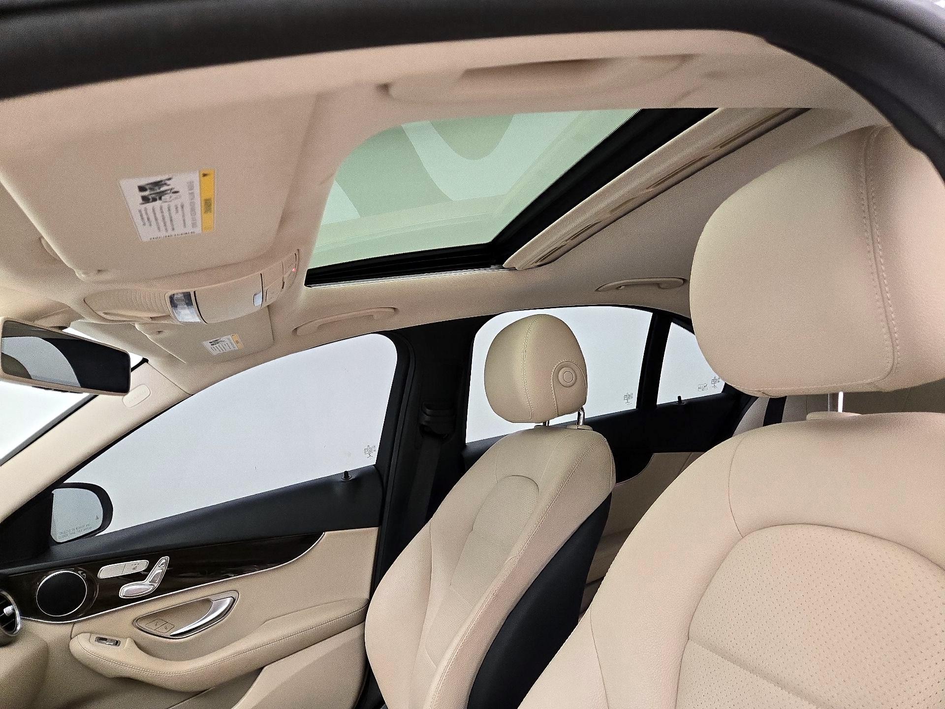 Thumbnail: 2019 Mercedes-Benz C-Class - 19