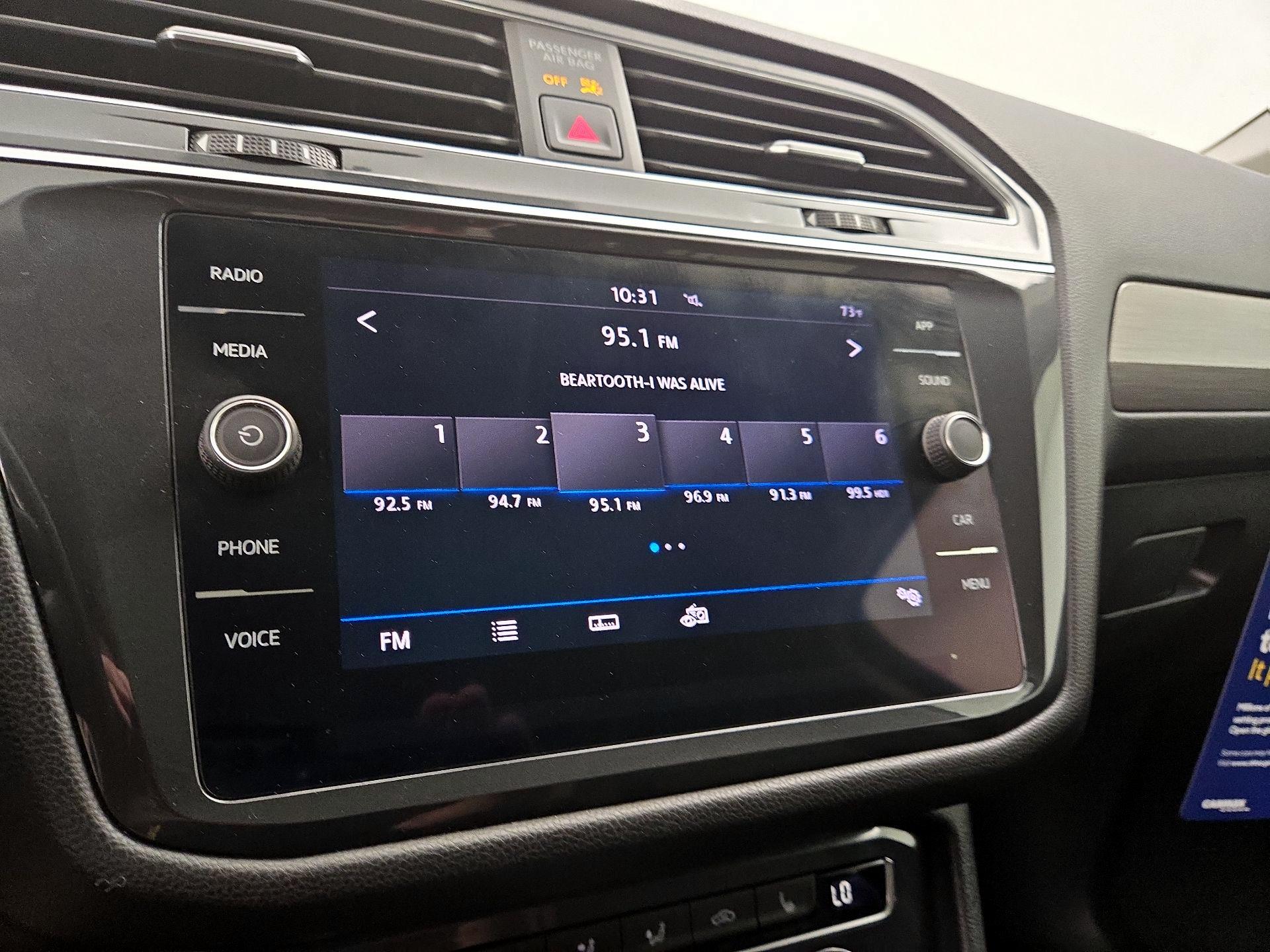 Thumbnail: 2019 Volkswagen Tiguan - 15