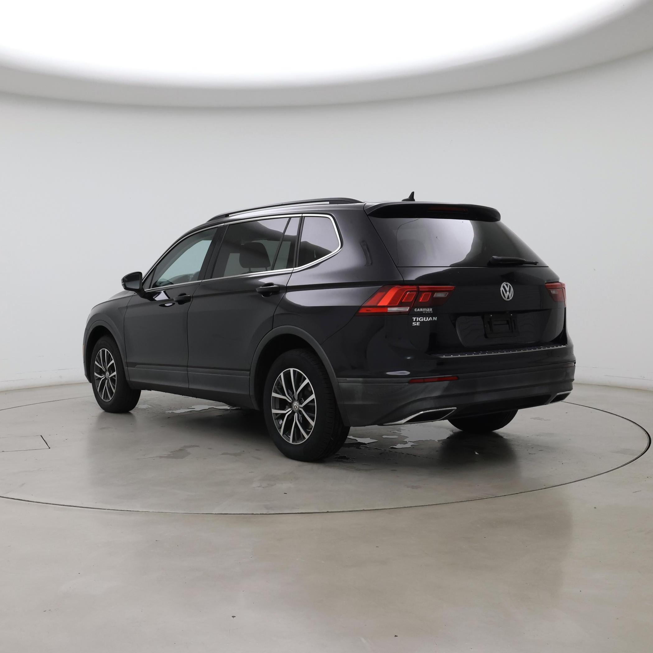 Thumbnail: 2019 Volkswagen Tiguan - 2