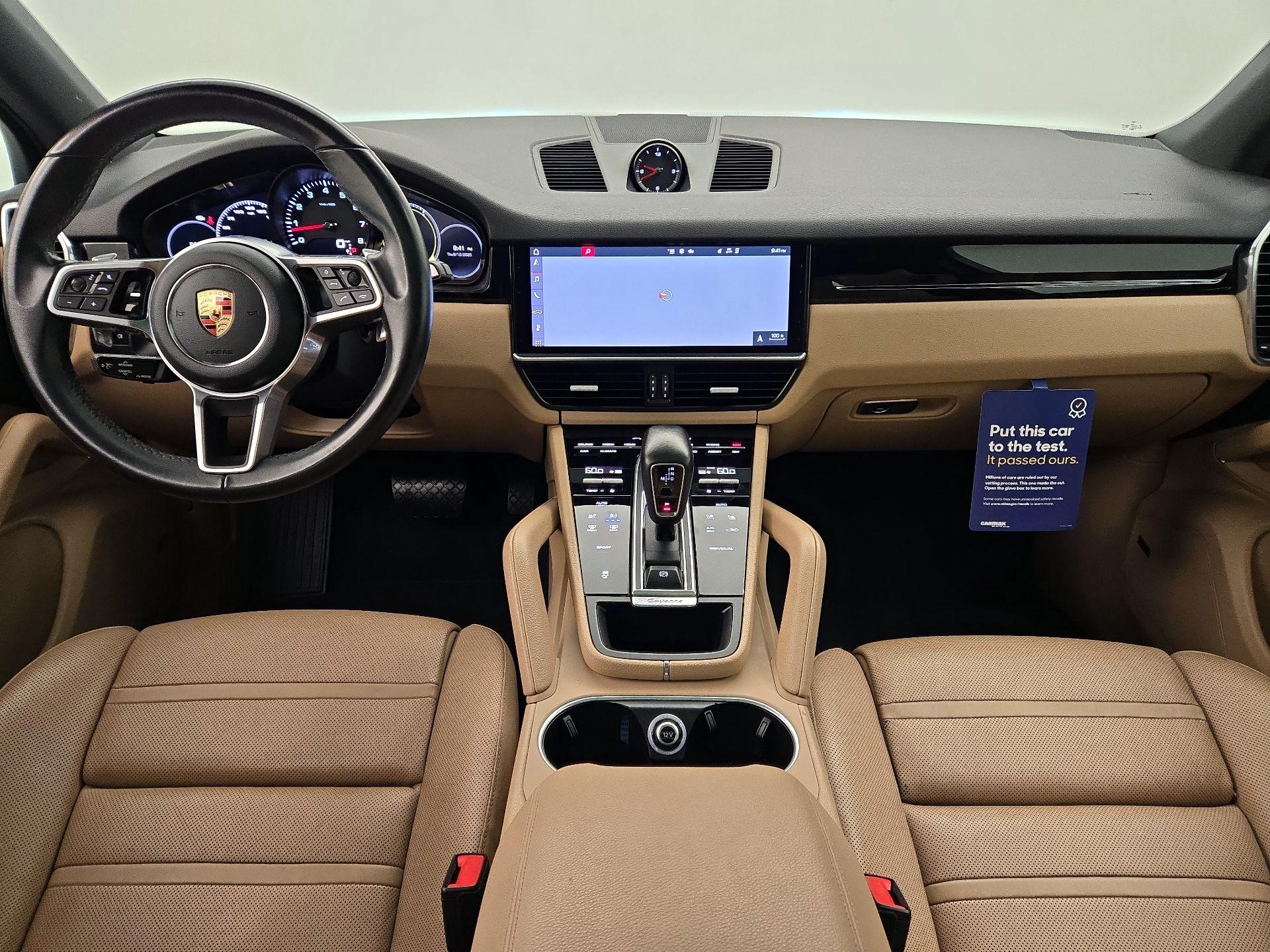Thumbnail: 2020 Porsche Cayenne - 9