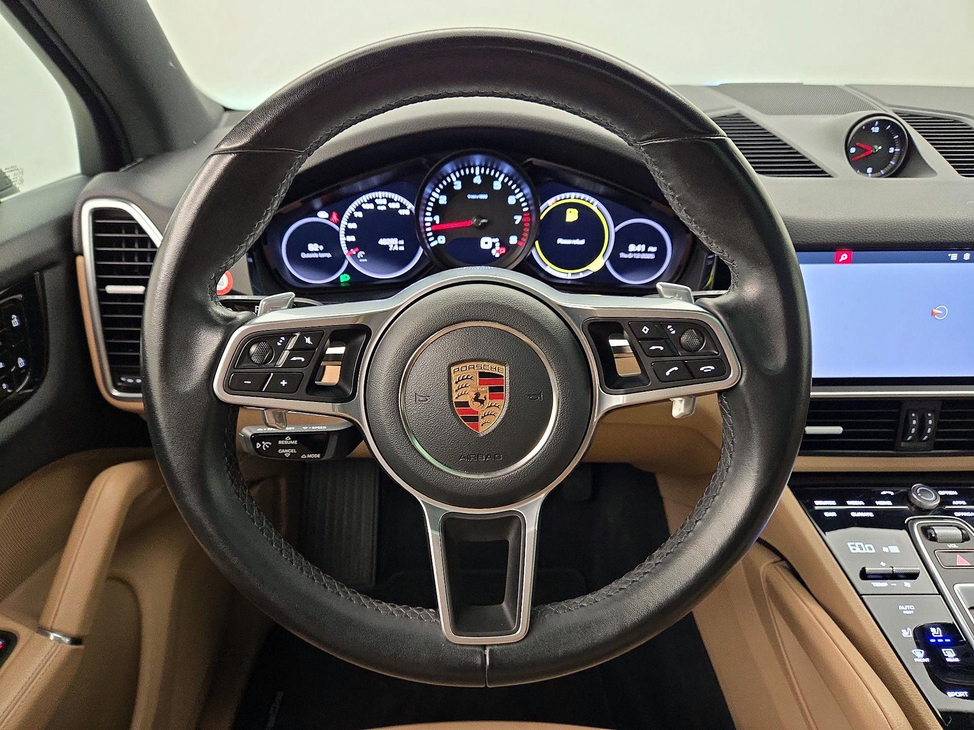 Thumbnail: 2020 Porsche Cayenne - 10