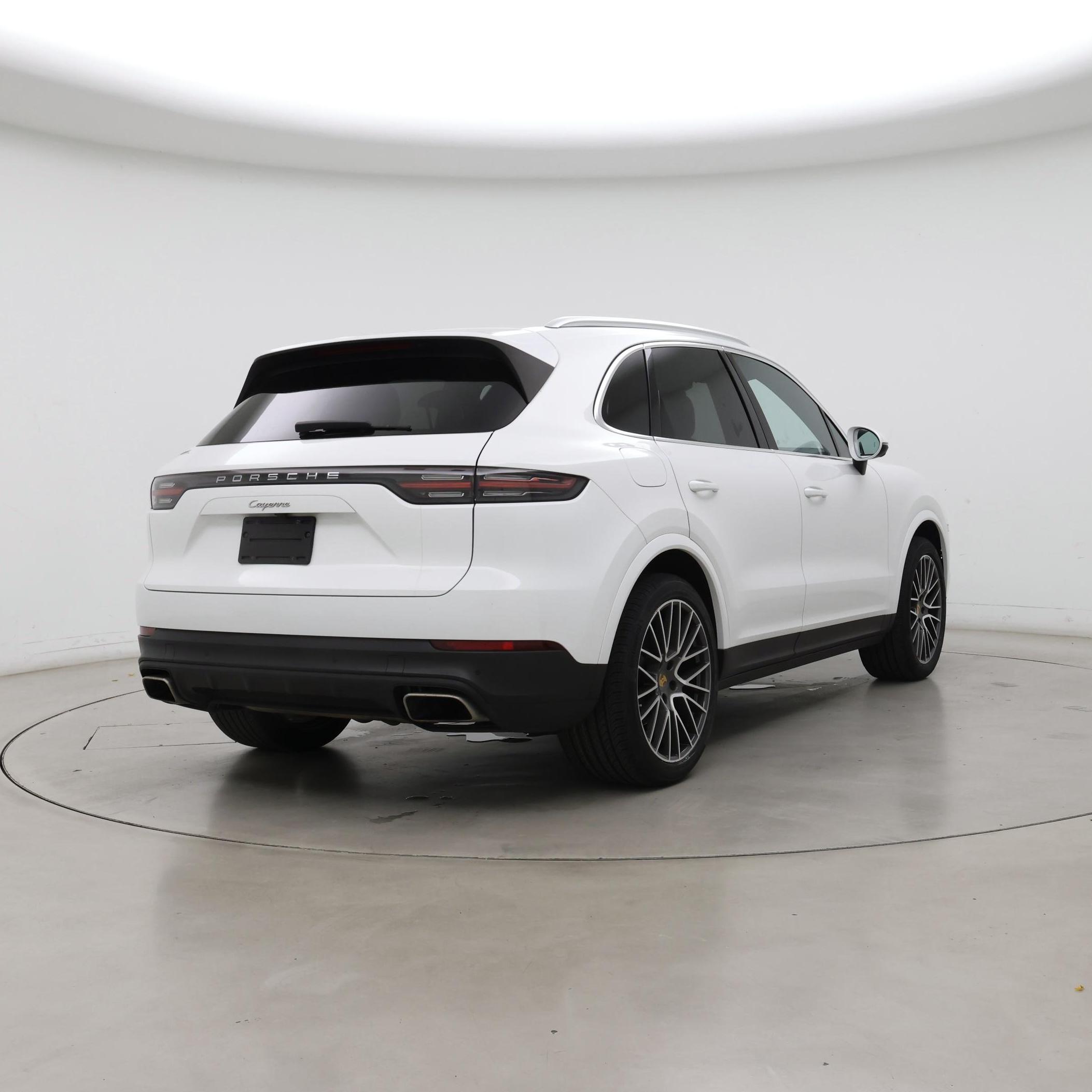 Thumbnail: 2020 Porsche Cayenne - 8