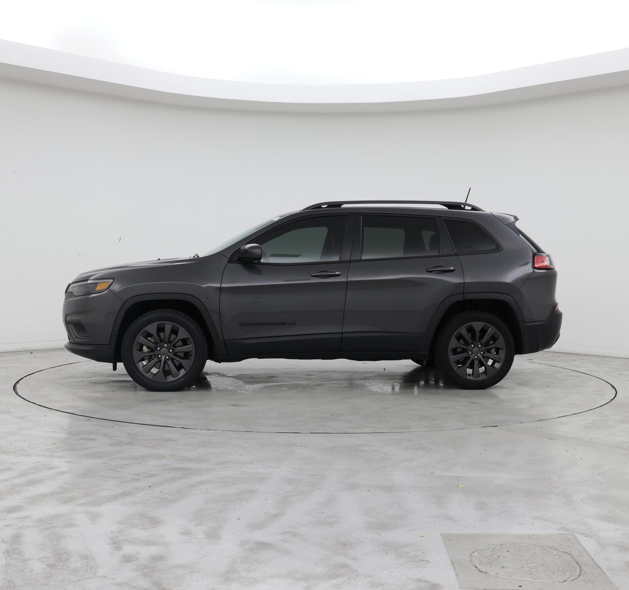 Thumbnail: 2021 Jeep Cherokee - 3