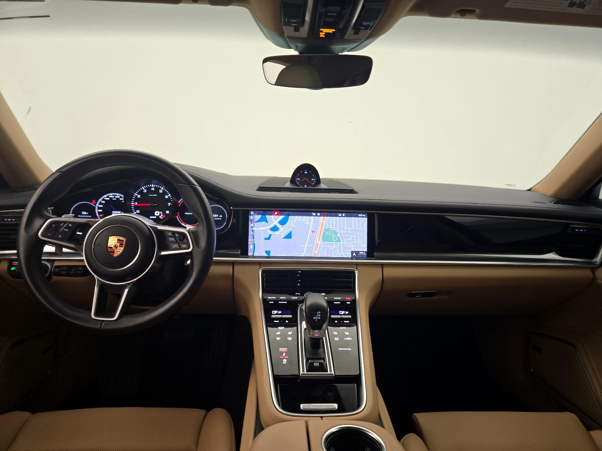 Thumbnail: 2020 Porsche Panamera - 9