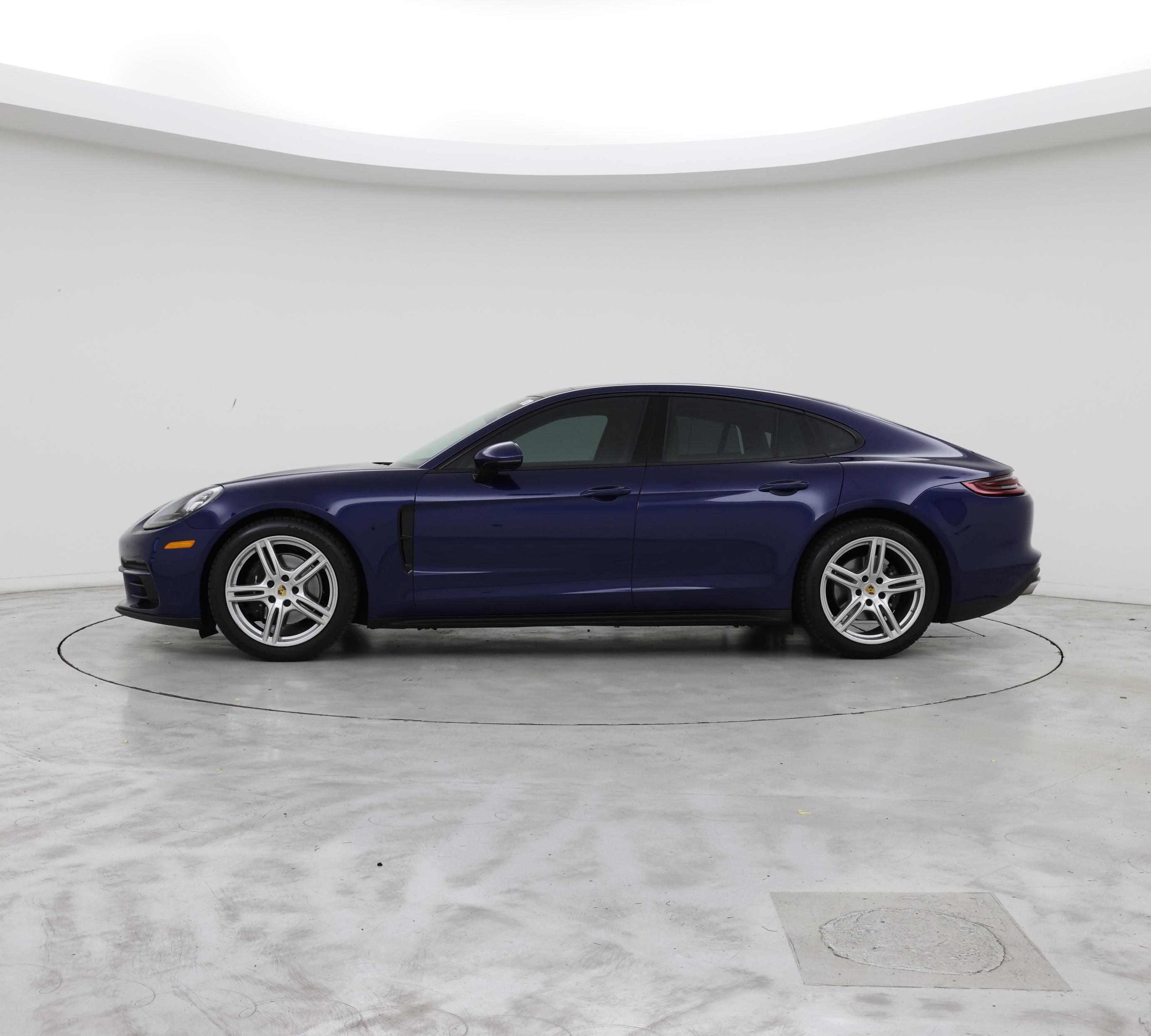 Thumbnail: 2020 Porsche Panamera - 3