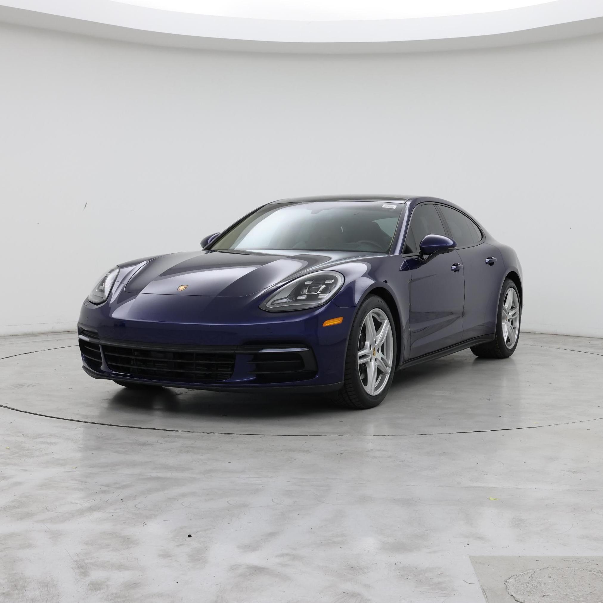 Thumbnail: 2020 Porsche Panamera - 4